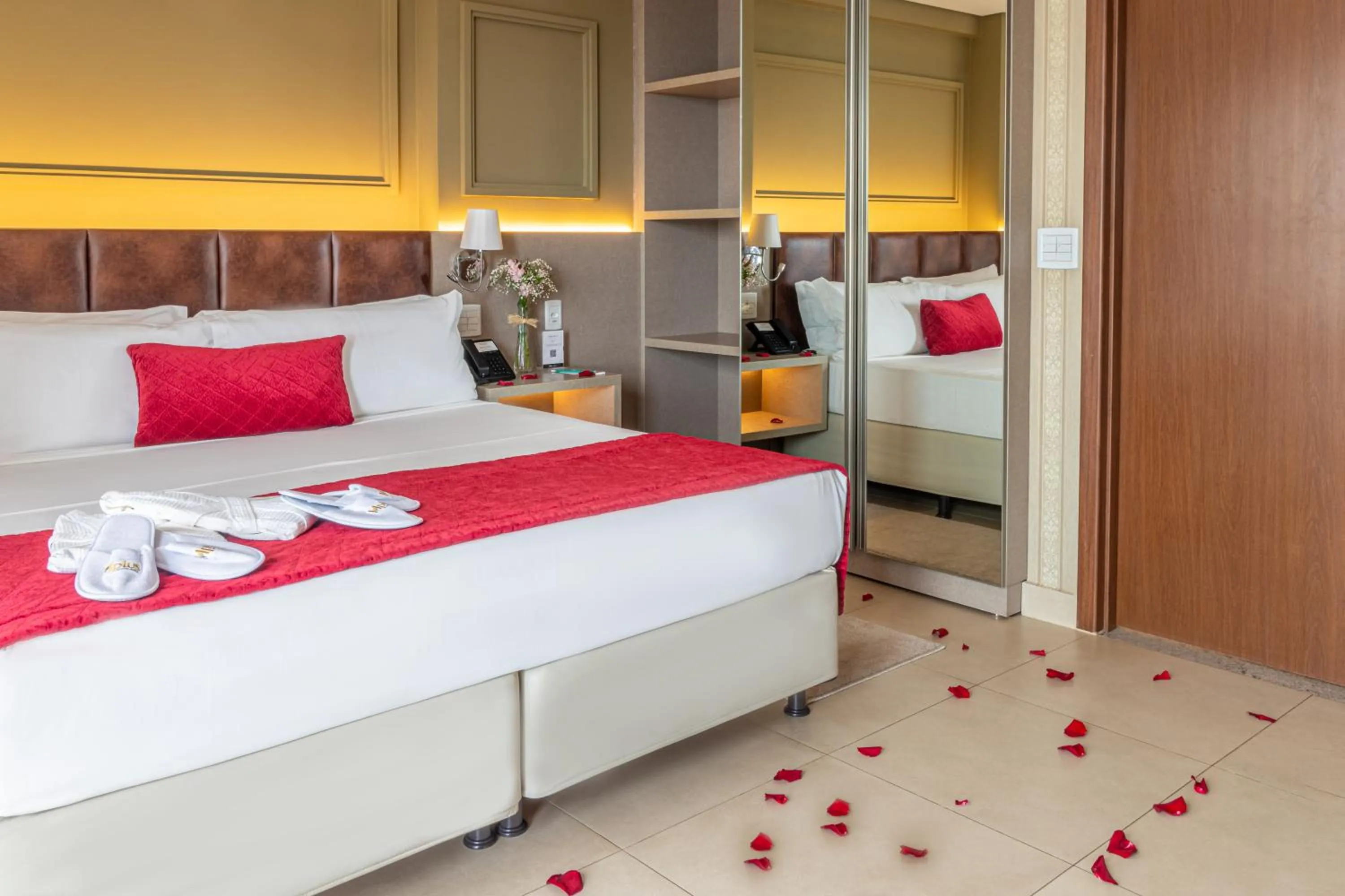 Bed in Hplus Premium Palmas