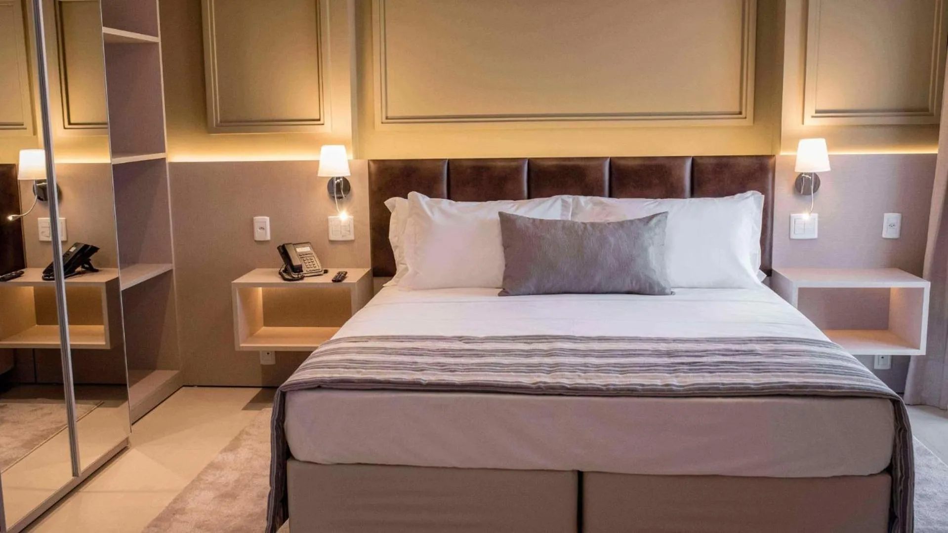 Bed in Hplus Premium Palmas