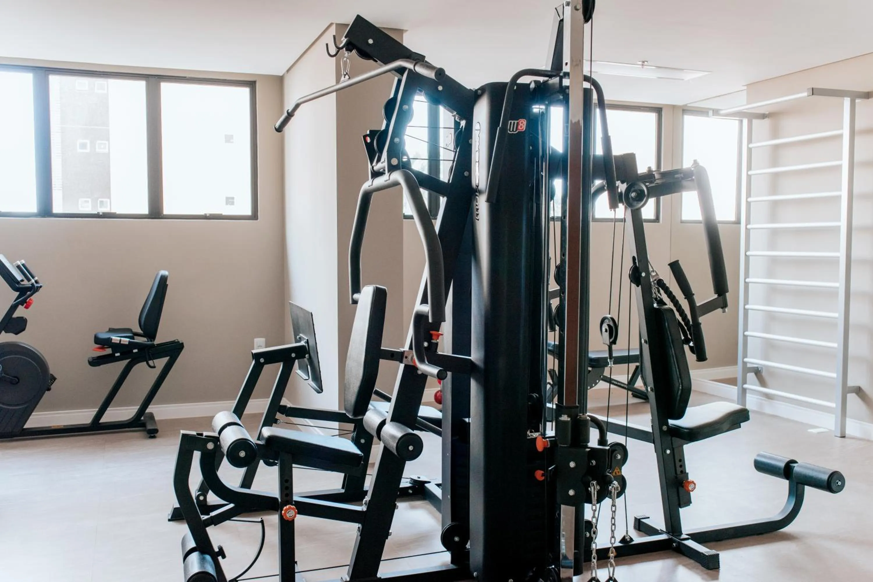 Fitness centre/facilities in Hplus Premium Palmas