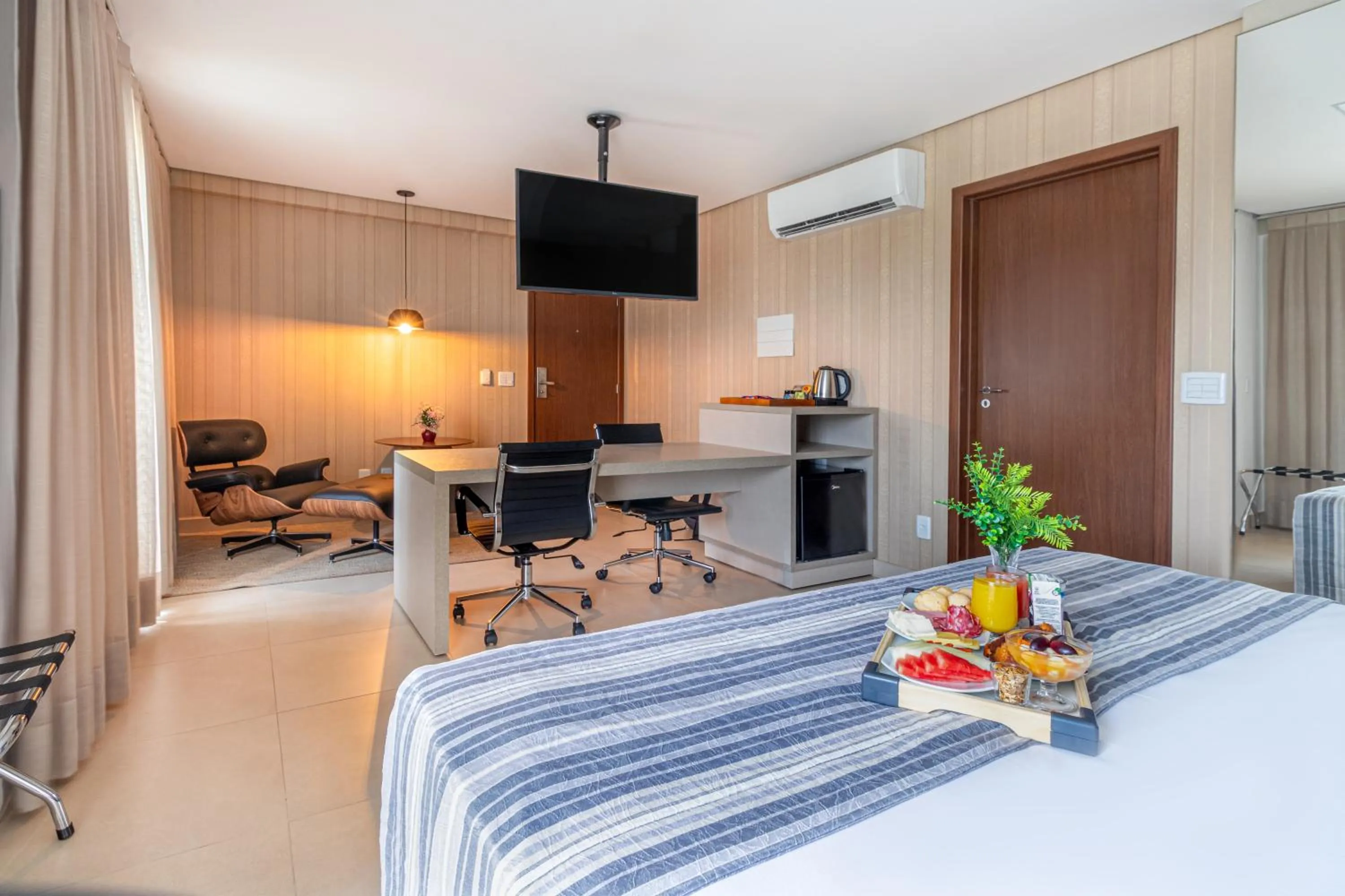 Bed in Hplus Premium Palmas