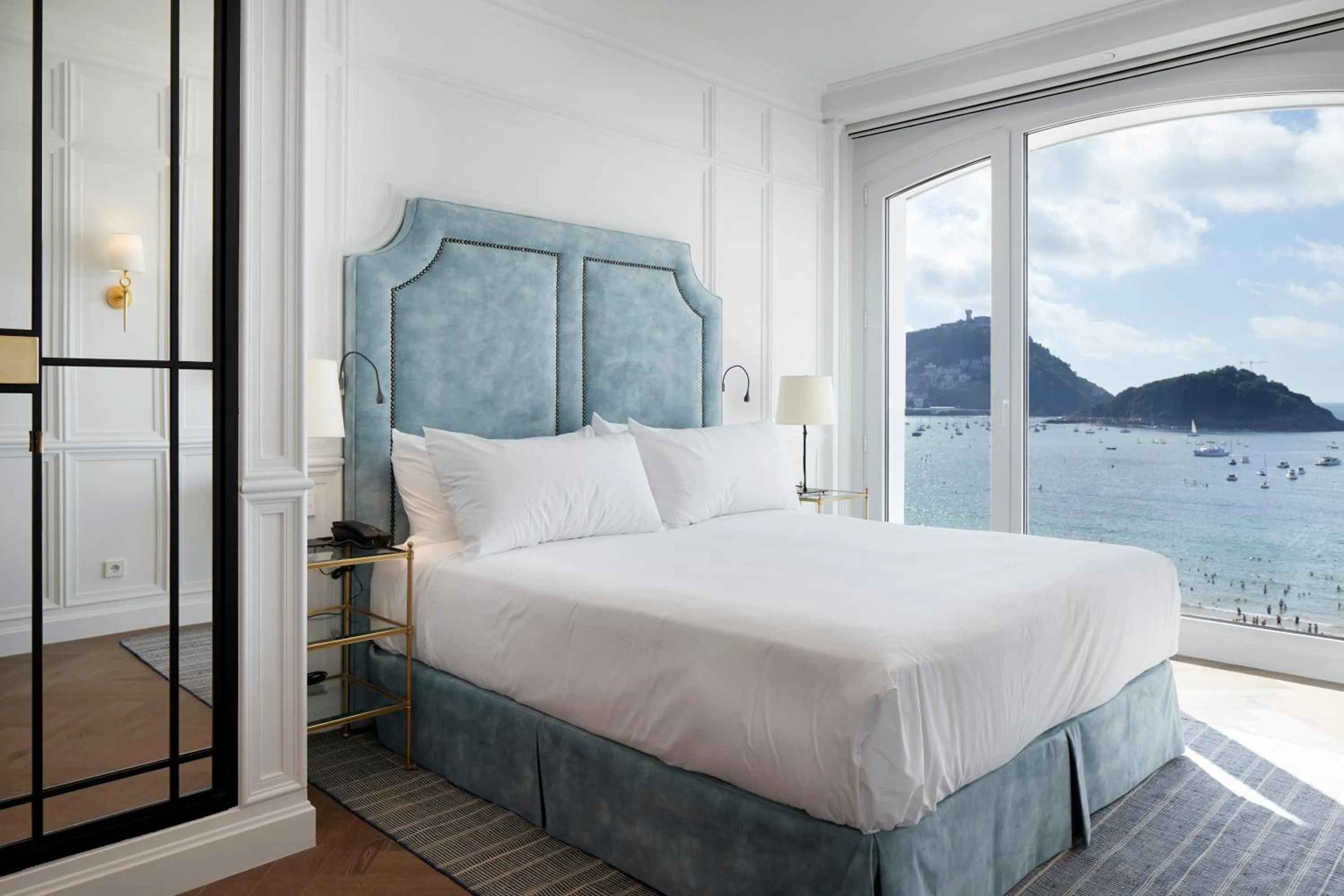 Bedroom, Bed in Hotel Boutique Villa Favorita