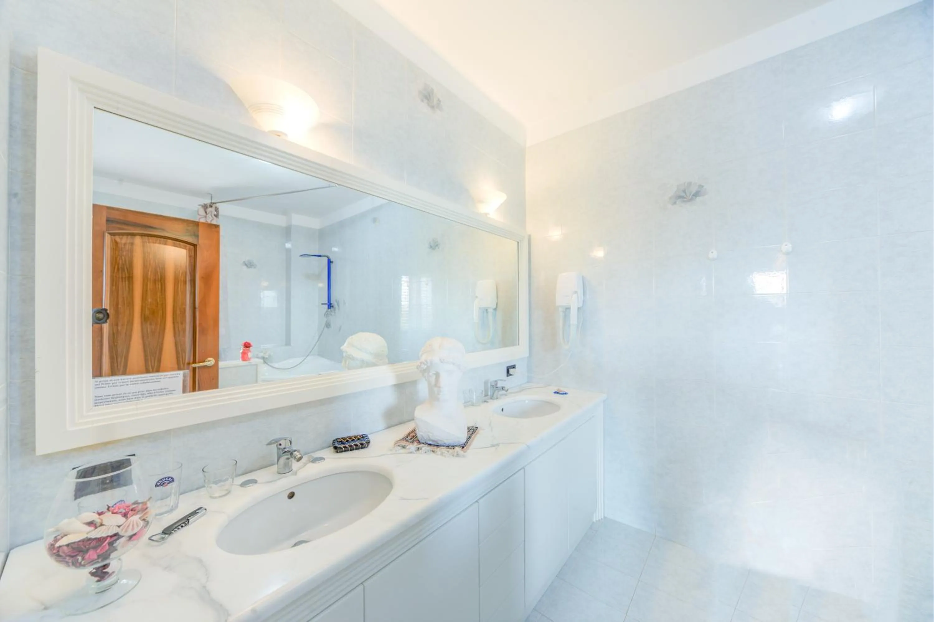 Bathroom in B&B Sicilia Bella