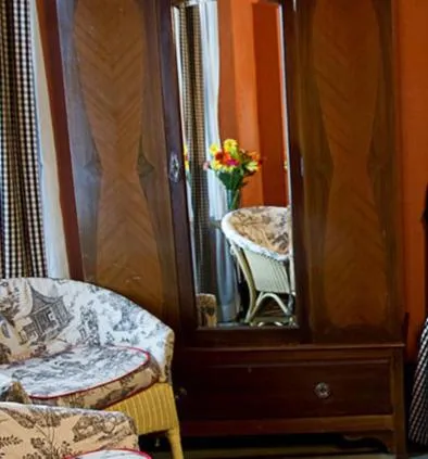 Decorative detail, Bed in Hotel Boheme