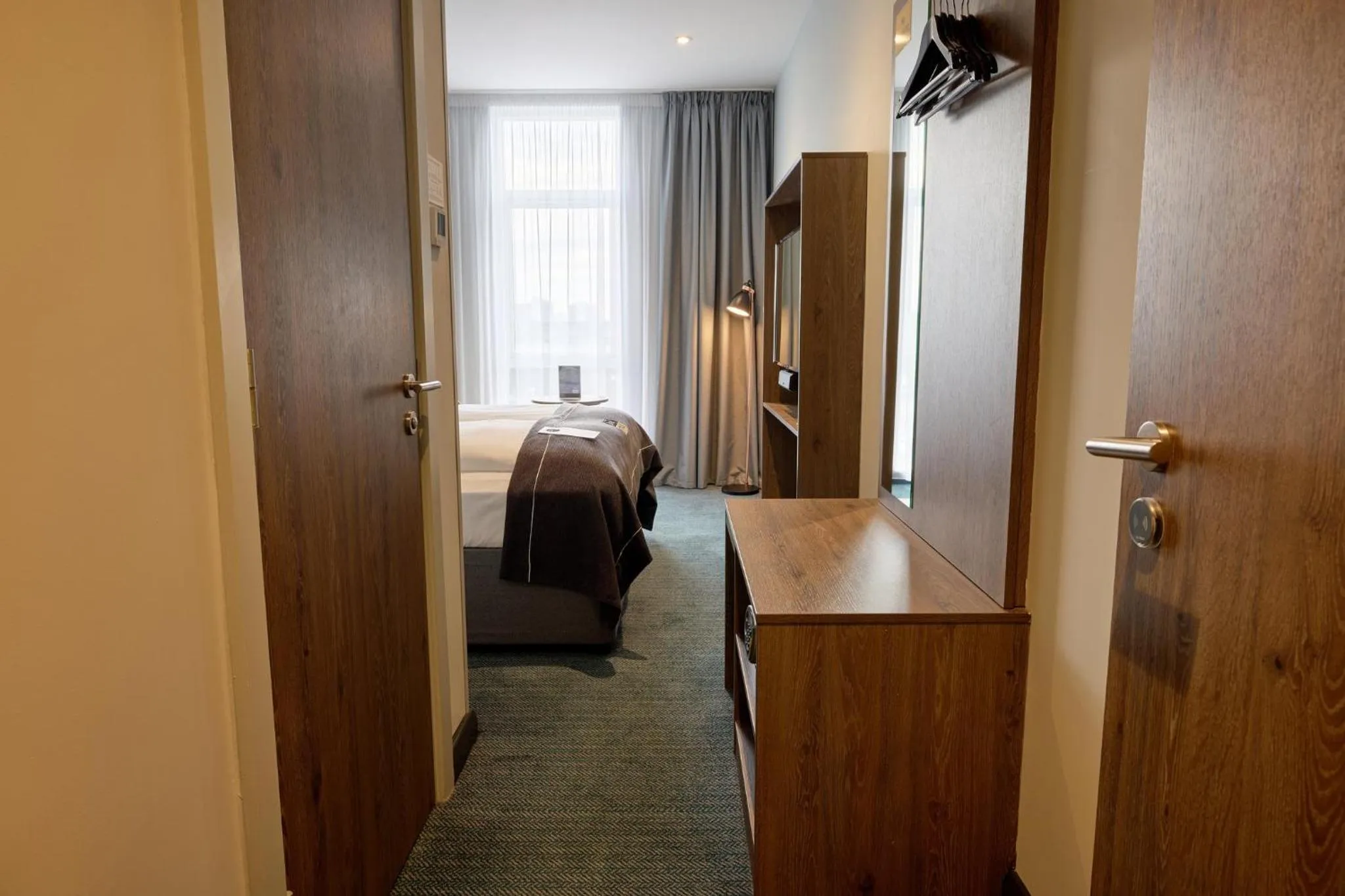 Photo of the whole room, Bed in Holiday Inn - the niu, Loom Manchester North by IHG