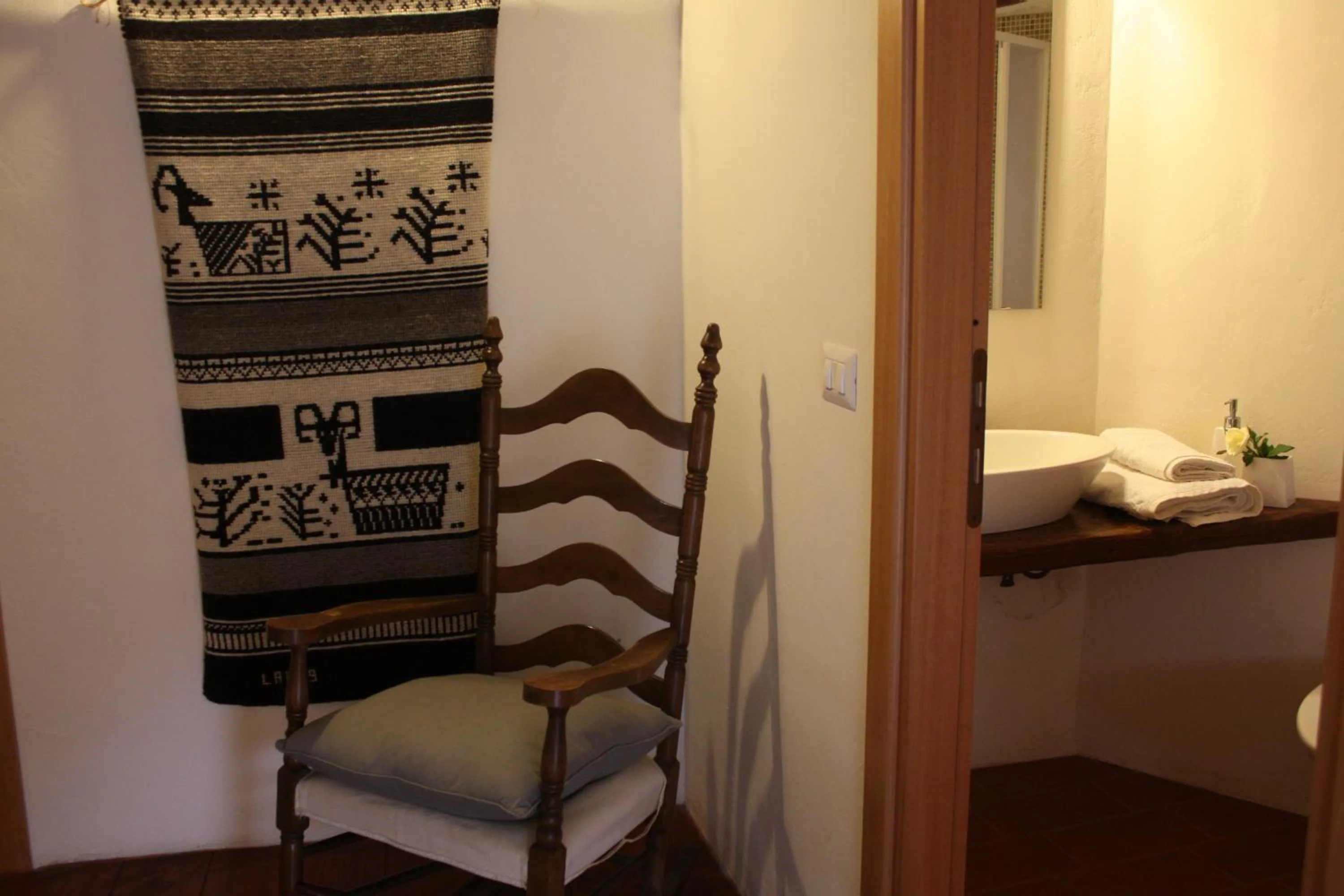 Photo of the whole room in Il Lupo Rosso