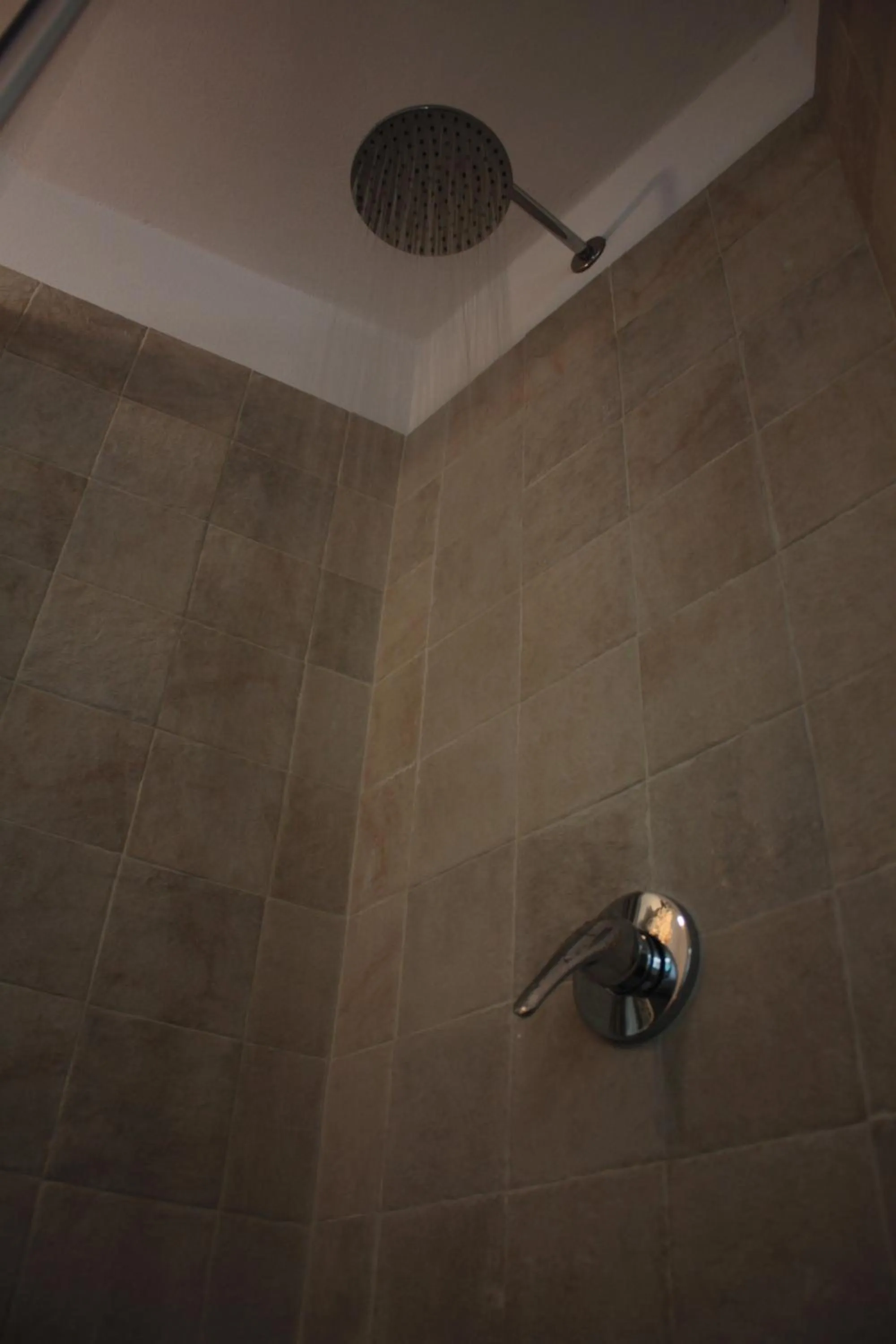 Shower in Il Lupo Rosso