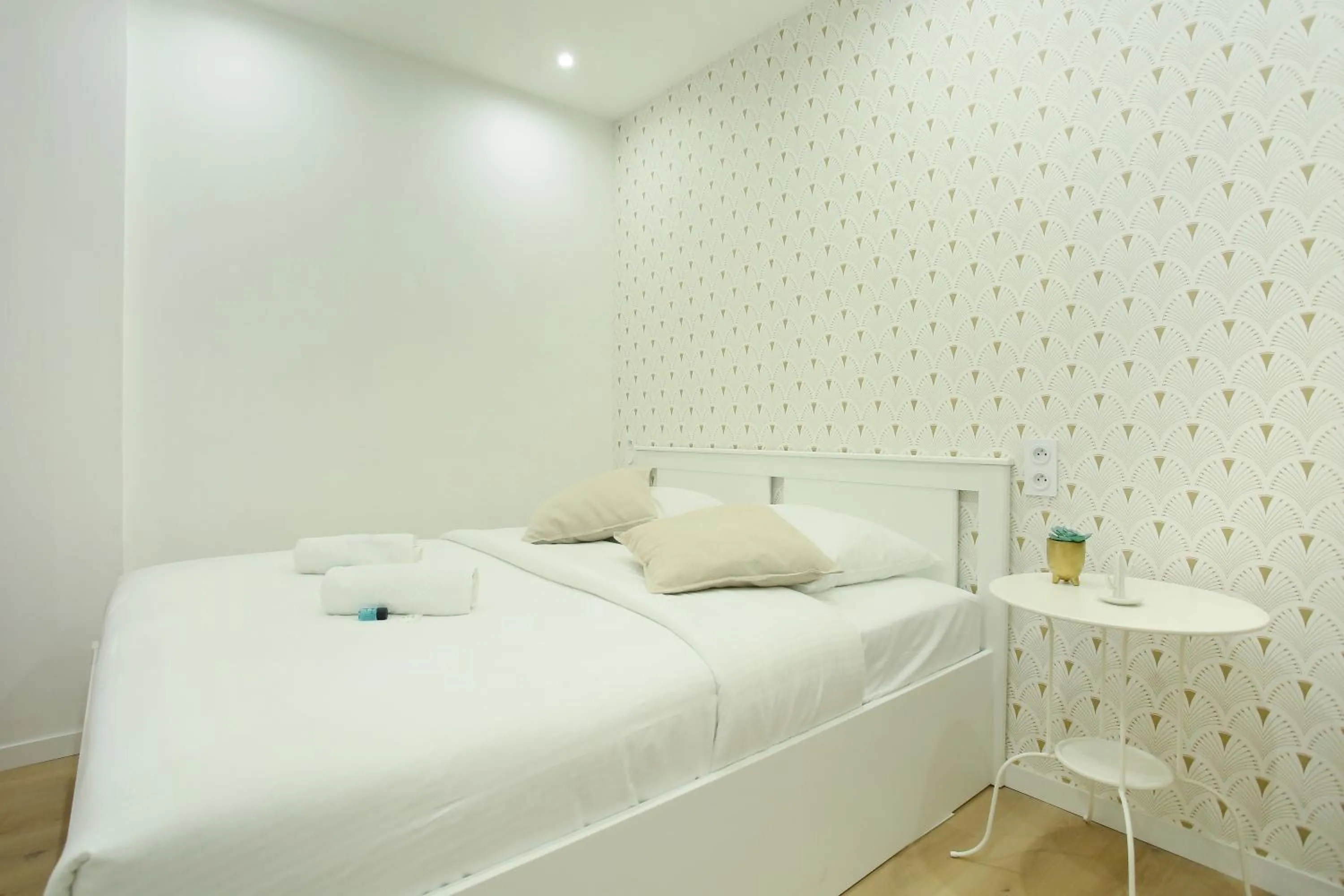 Rent a Room - 253, 2BDR Center of PARIS