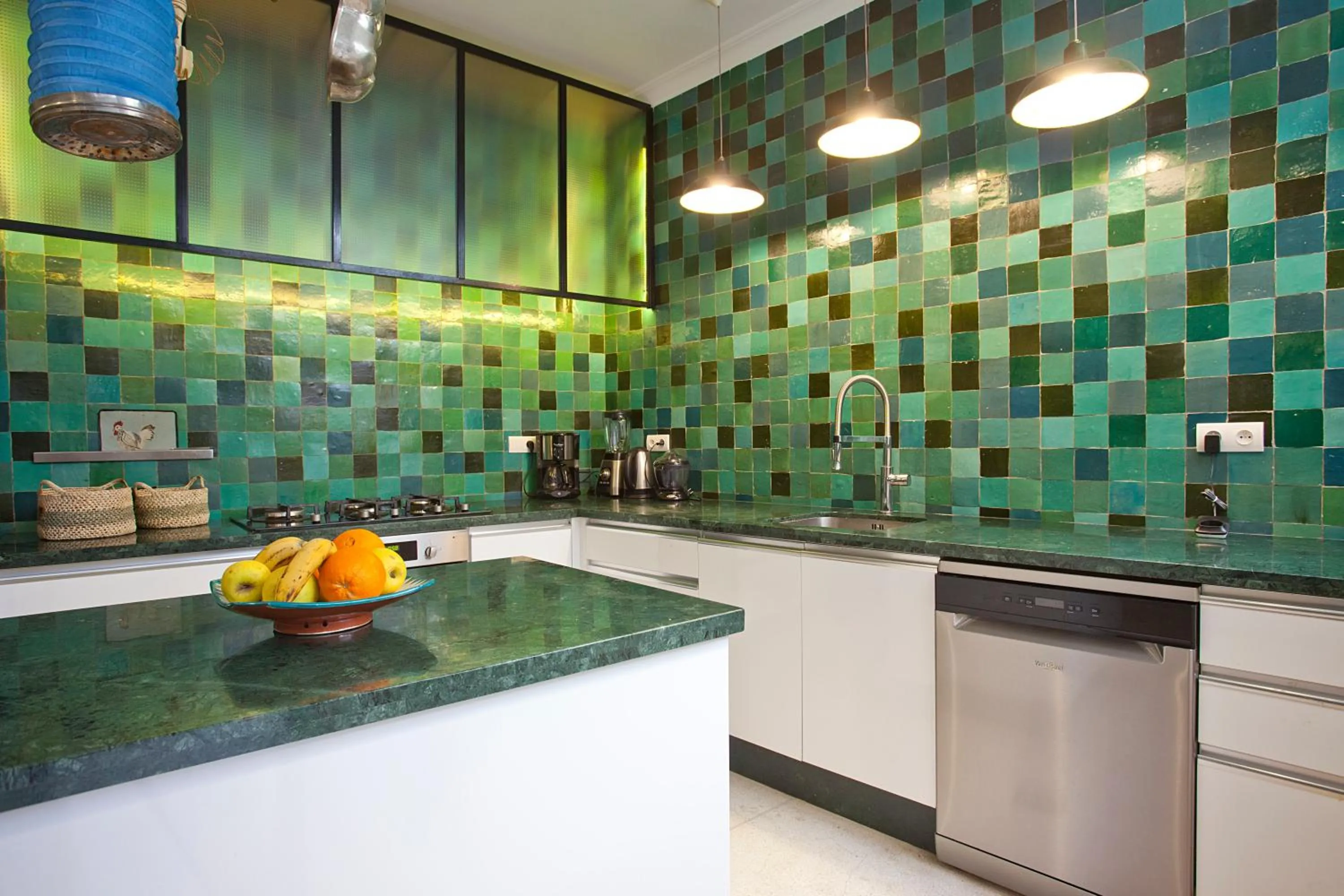 Kitchen or kitchenette in Riad AL RIAD