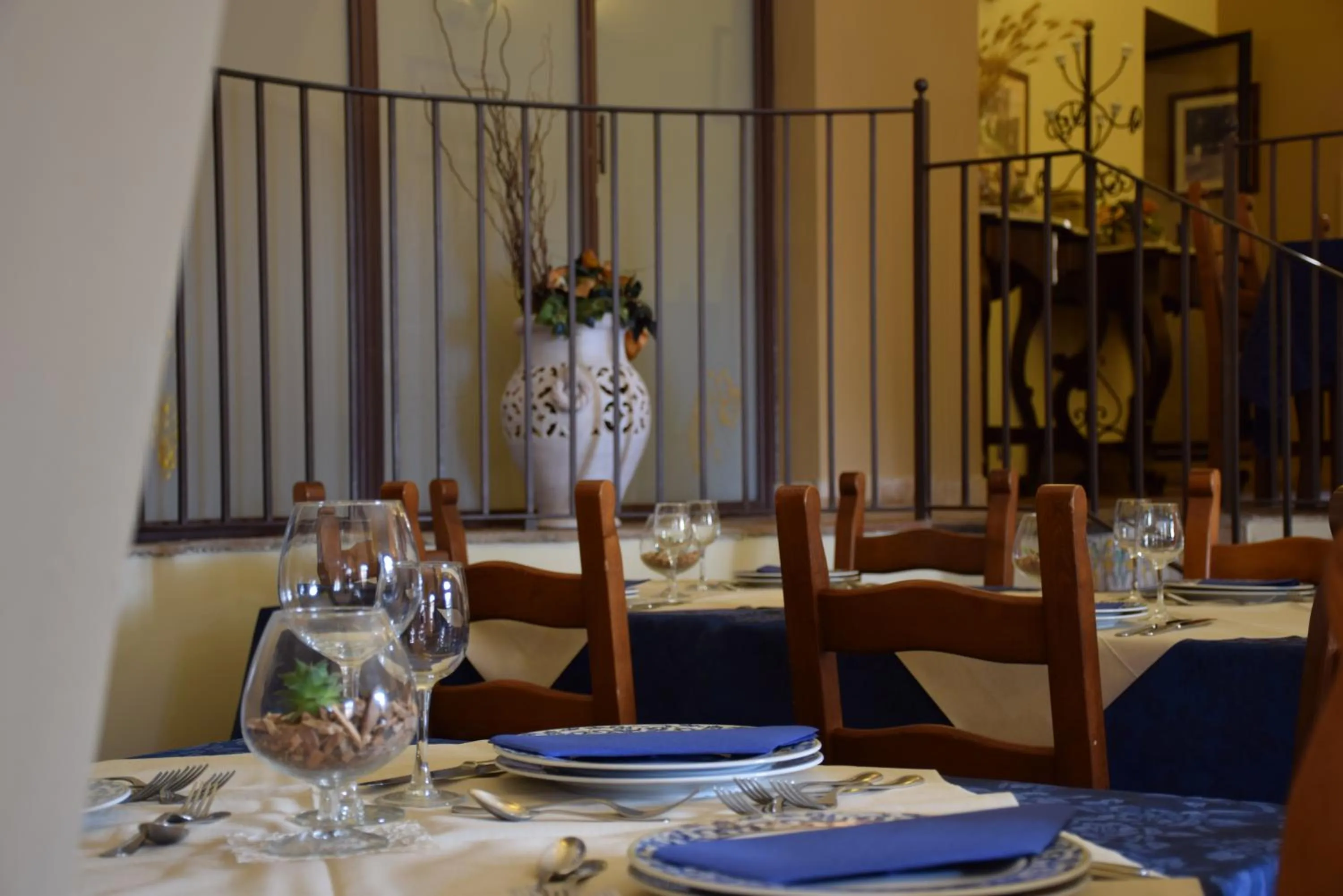 Restaurant/places to eat in Villa Tasca