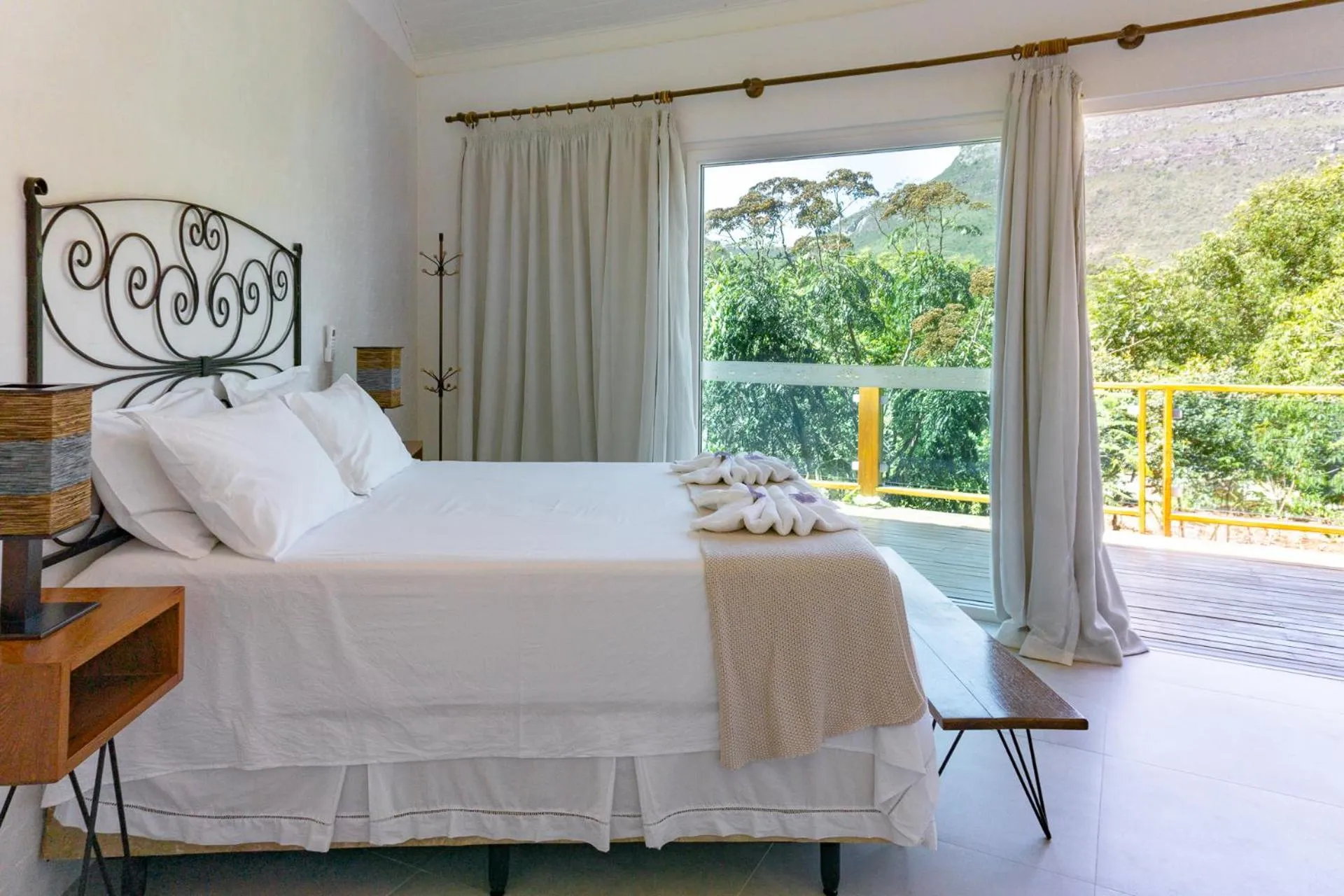 Bedroom, Bed in Pousada Amanhecer