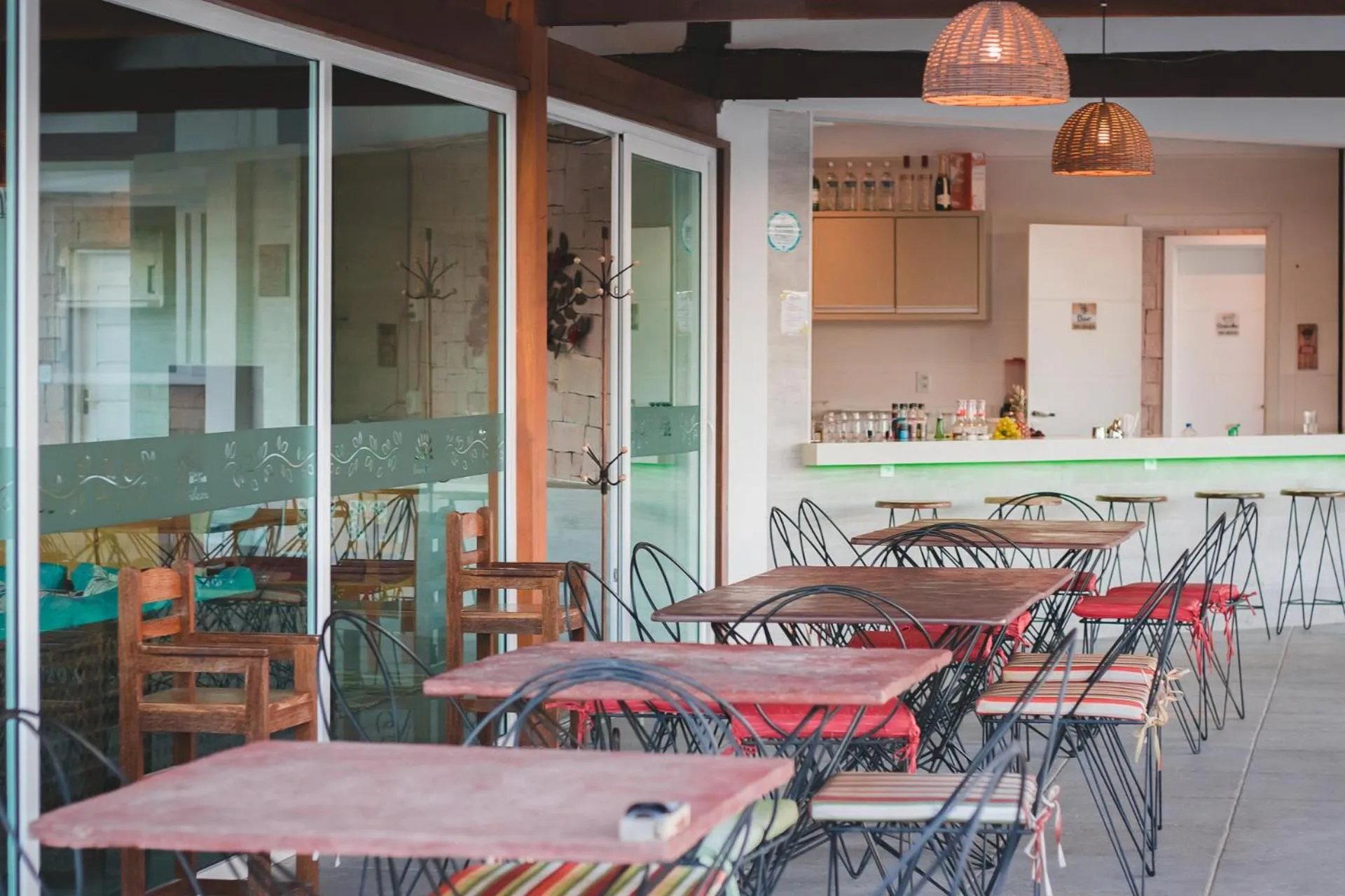 Restaurant/places to eat in Pousada Amanhecer