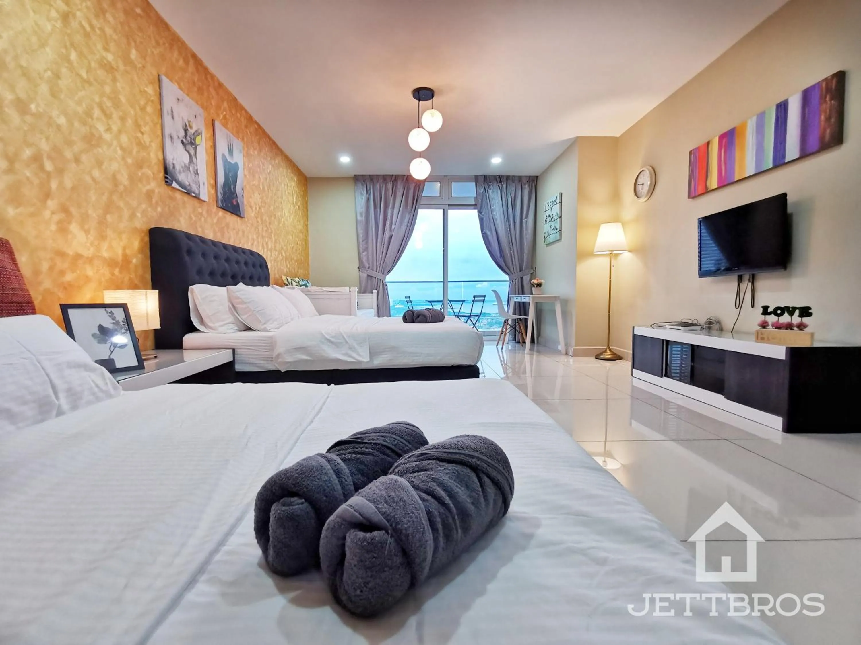 Photo of the whole room, Bed in KSL D'Esplanade By JettBros Johor Bahru
