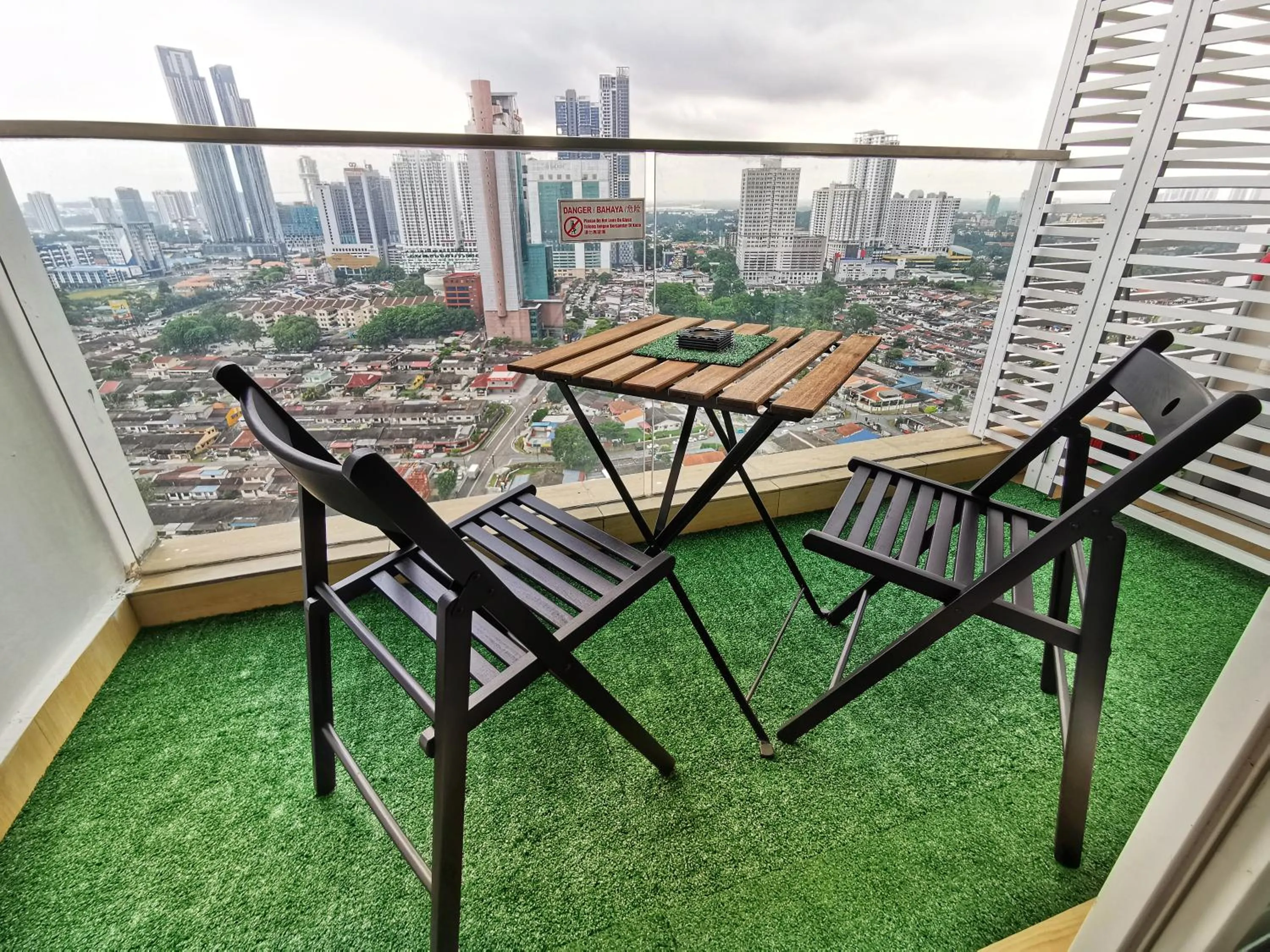 Balcony/Terrace in KSL D'Esplanade By JettBros Johor Bahru