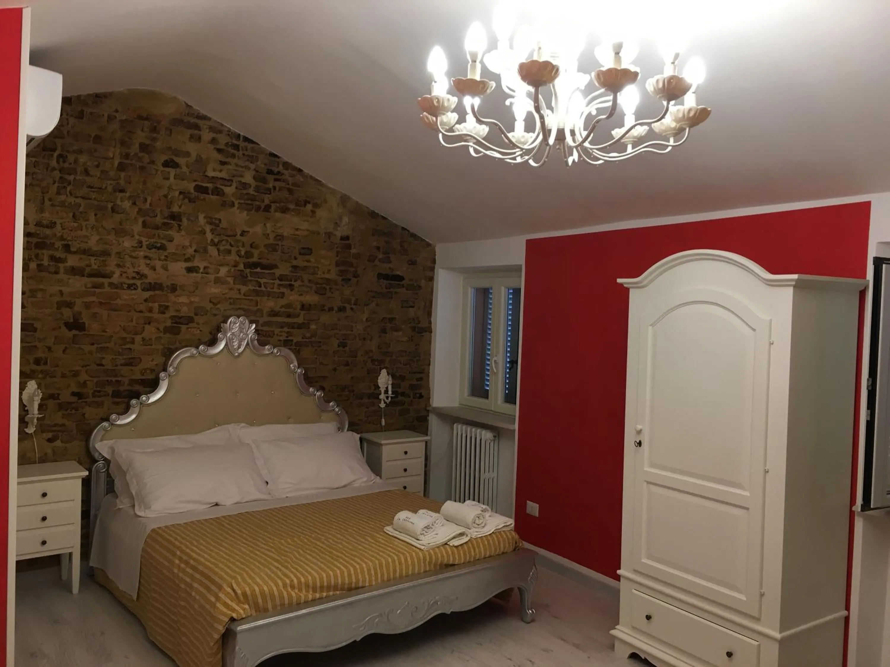Photo of the whole room, Bed in B&B La Lanterna