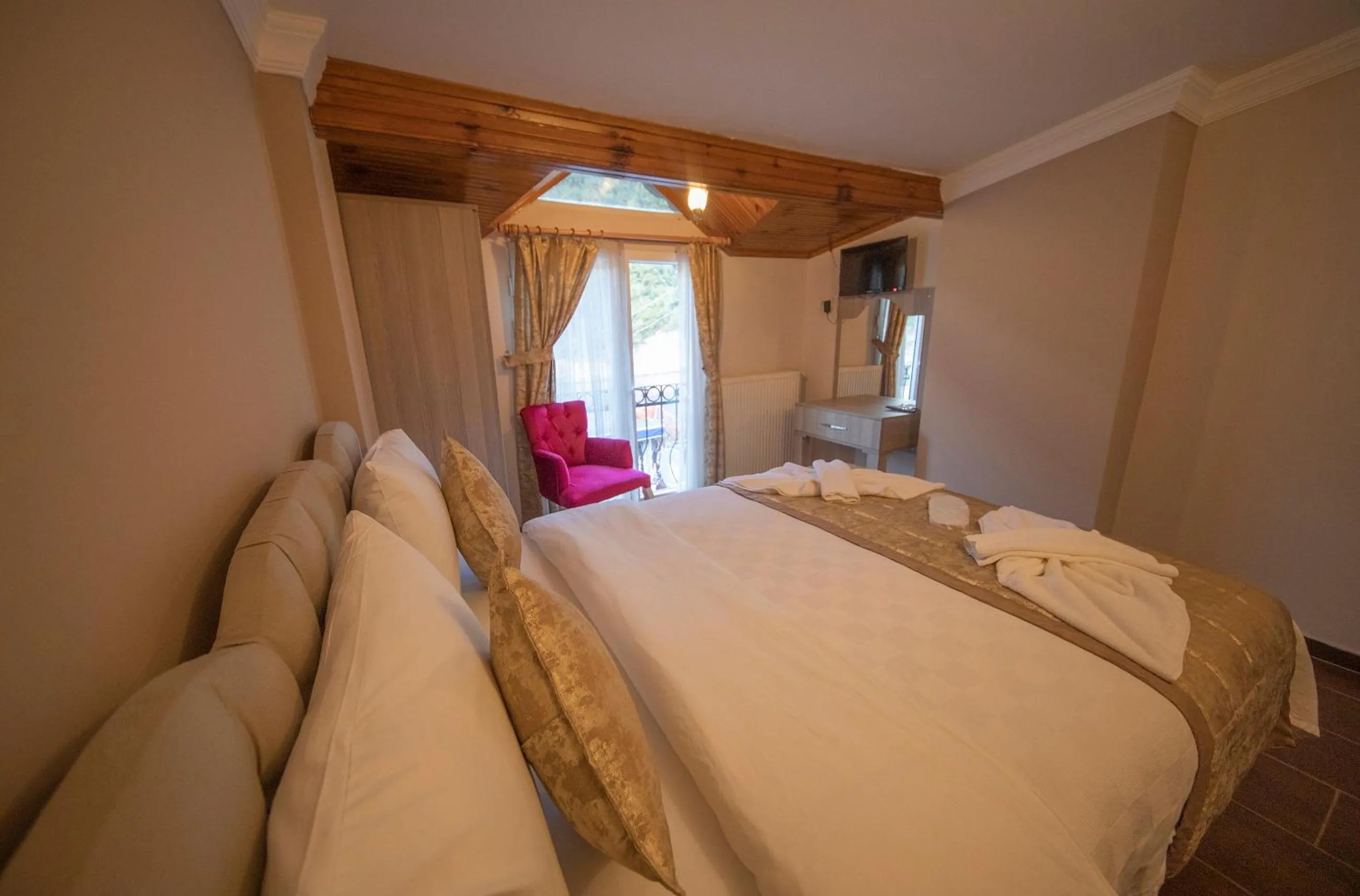 Photo of the whole room, Bed in Ağva Carpediem Otel