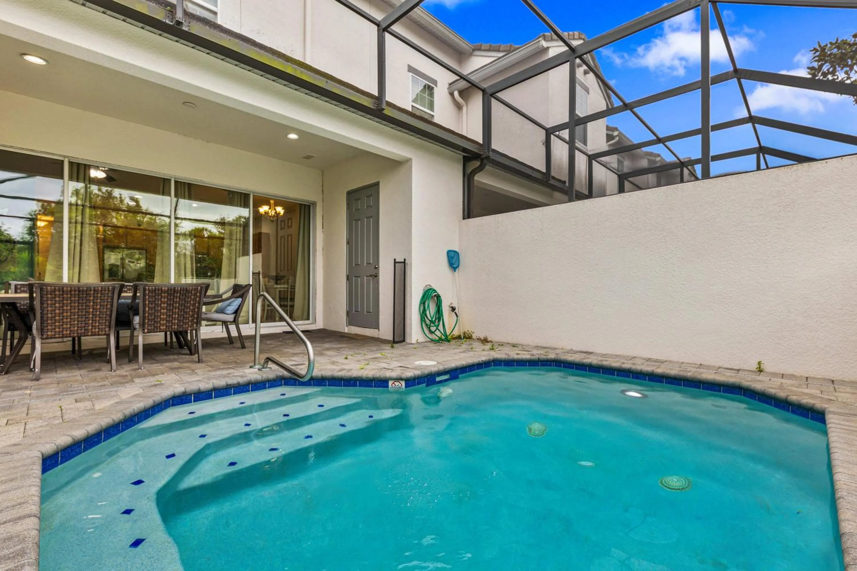 3b25b Townhouse 15 min from Disney Enclaves at Festival