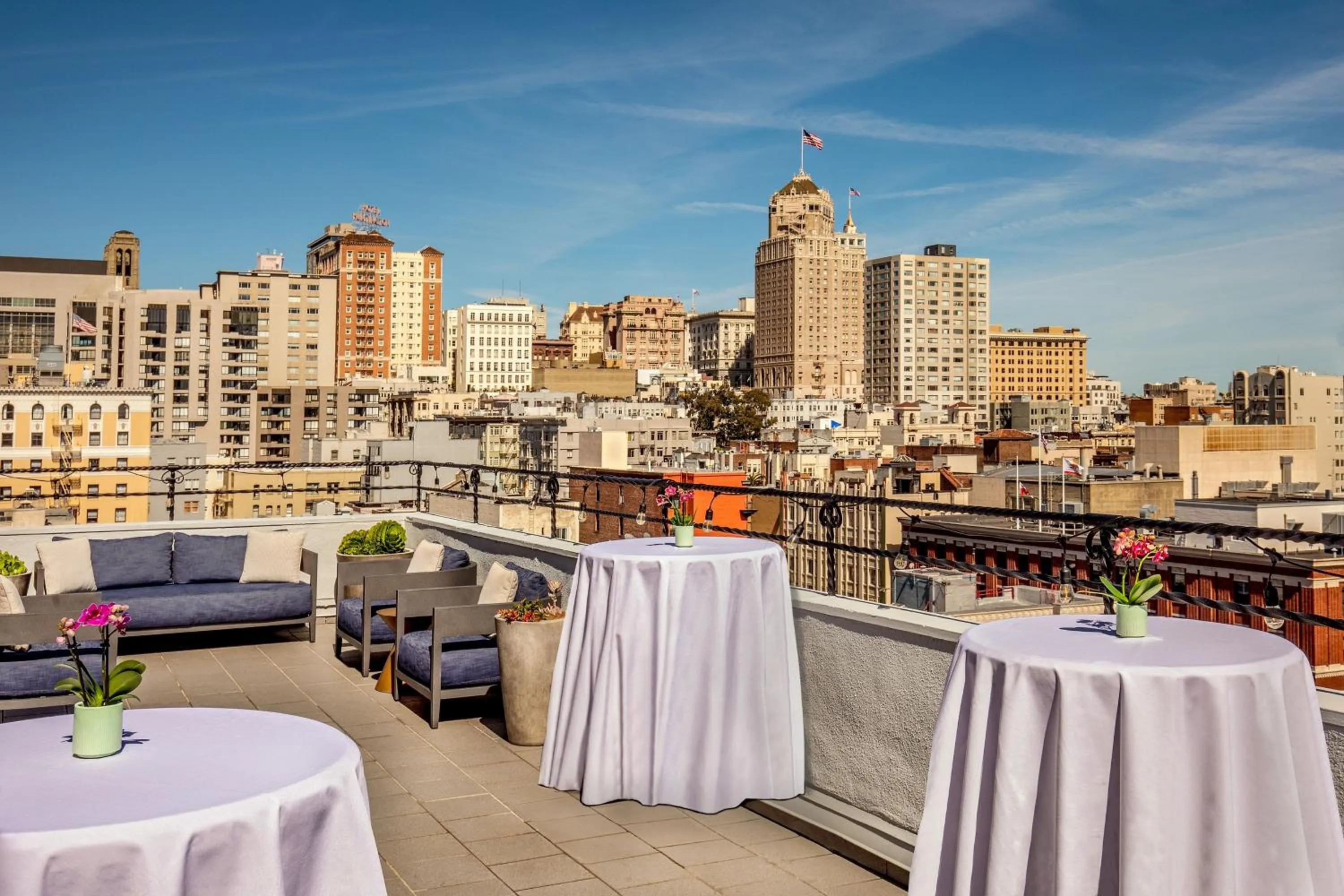 Lobby or reception in Hotel Adagio, Autograph Collection