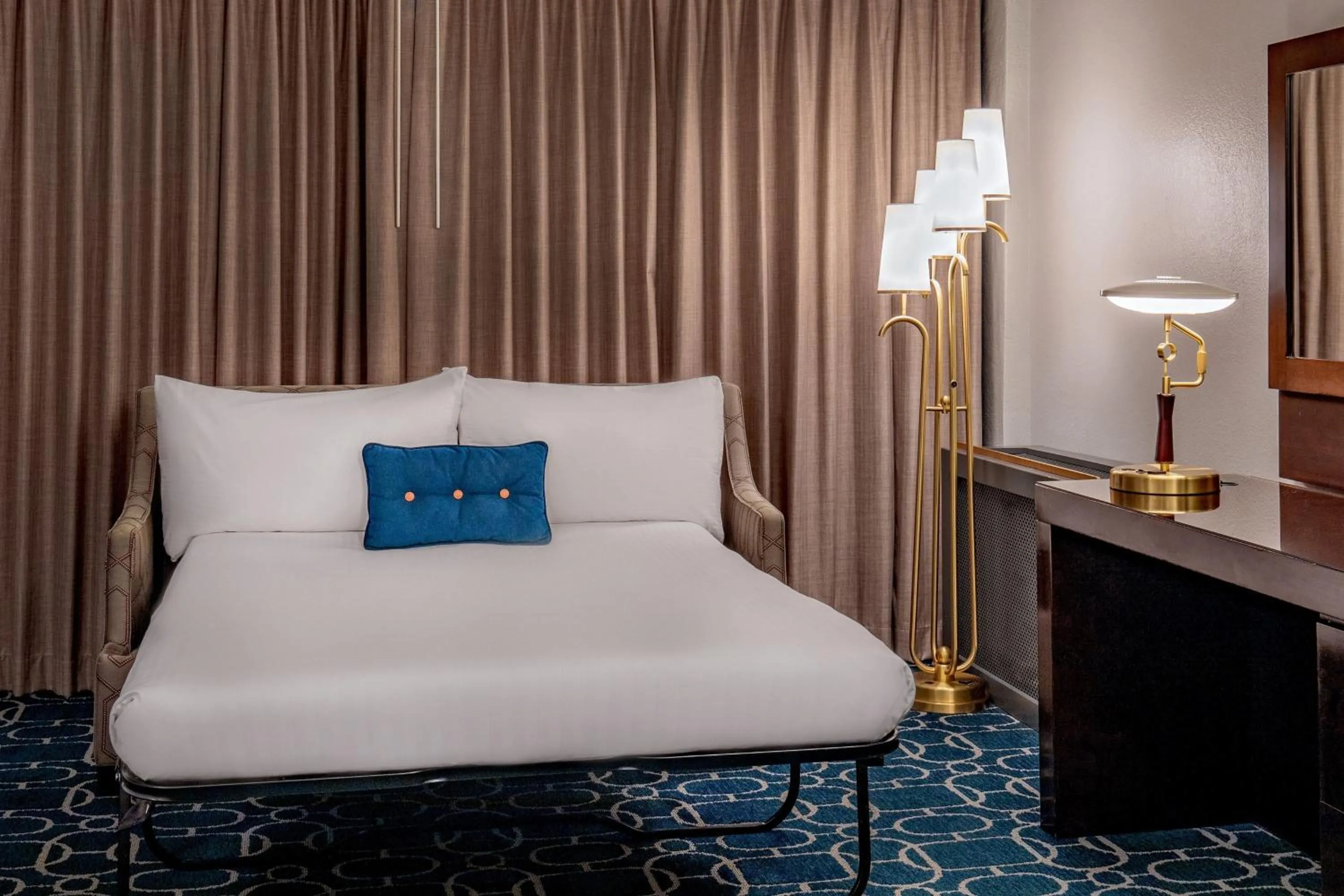 Photo of the whole room, Bed in Hotel Adagio, Autograph Collection