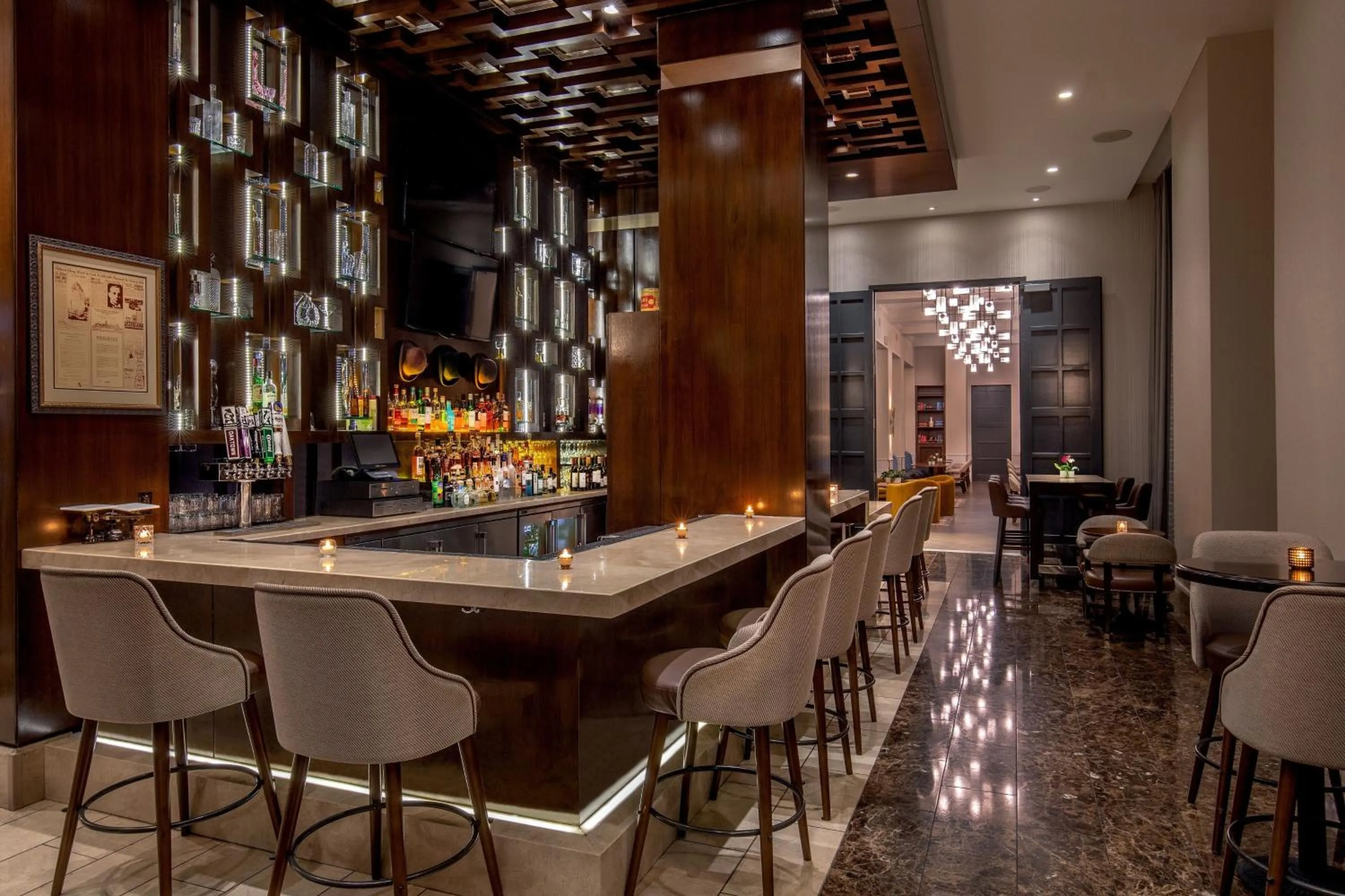 Lounge or bar in Hotel Adagio, Autograph Collection