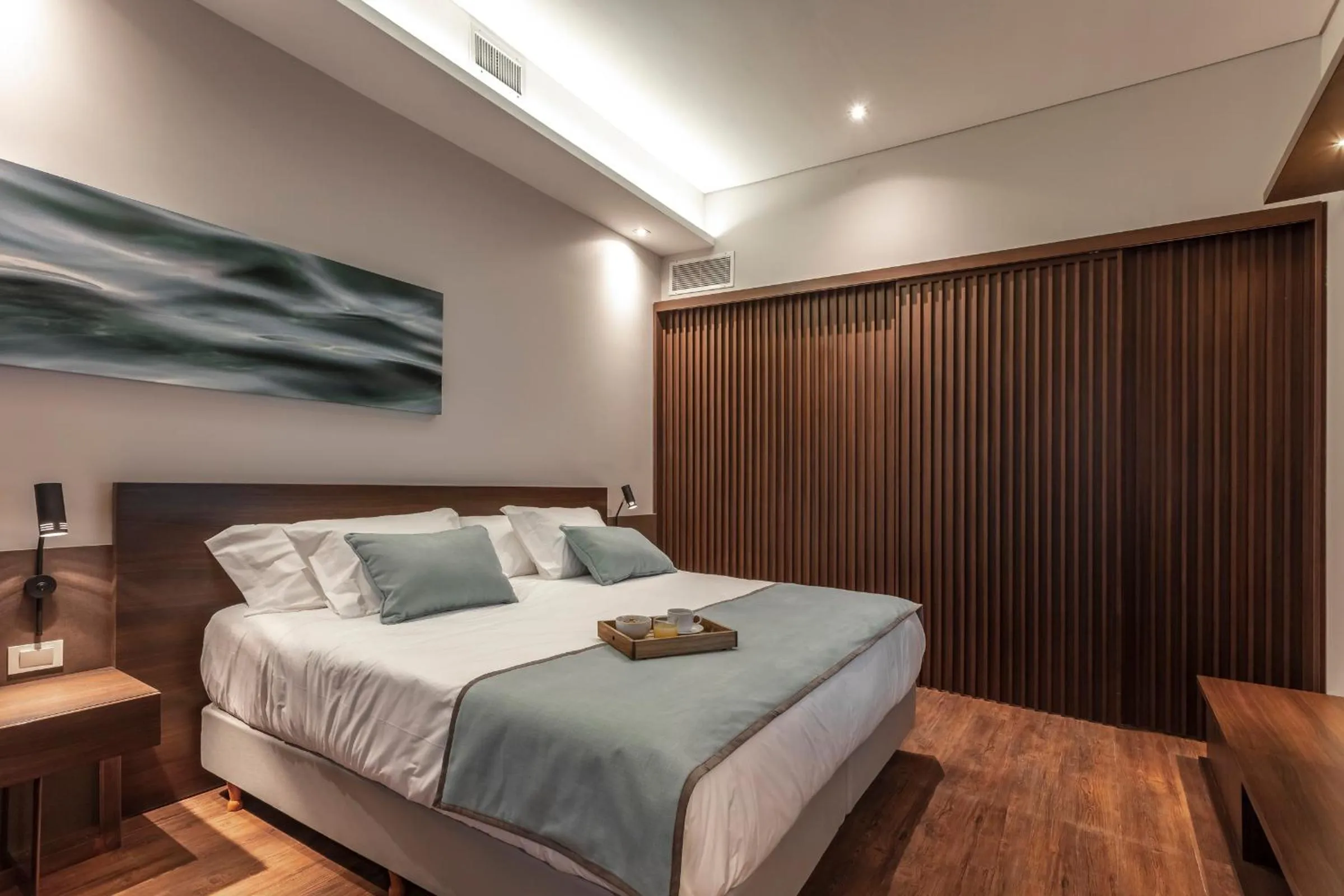Bedroom, Bed in Huinid Obelisco Hotel