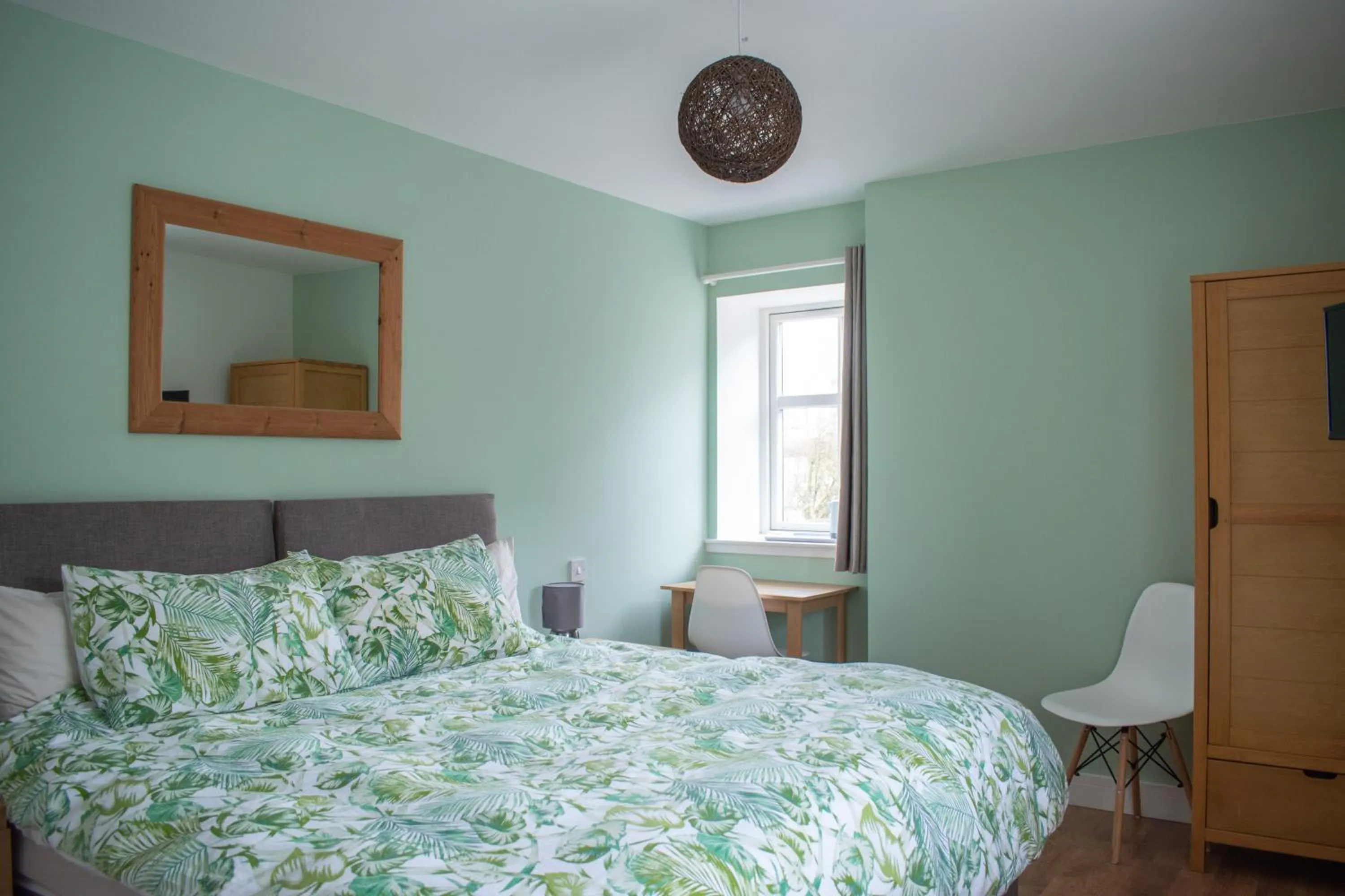Bedroom, Bed in Altquhur Byre