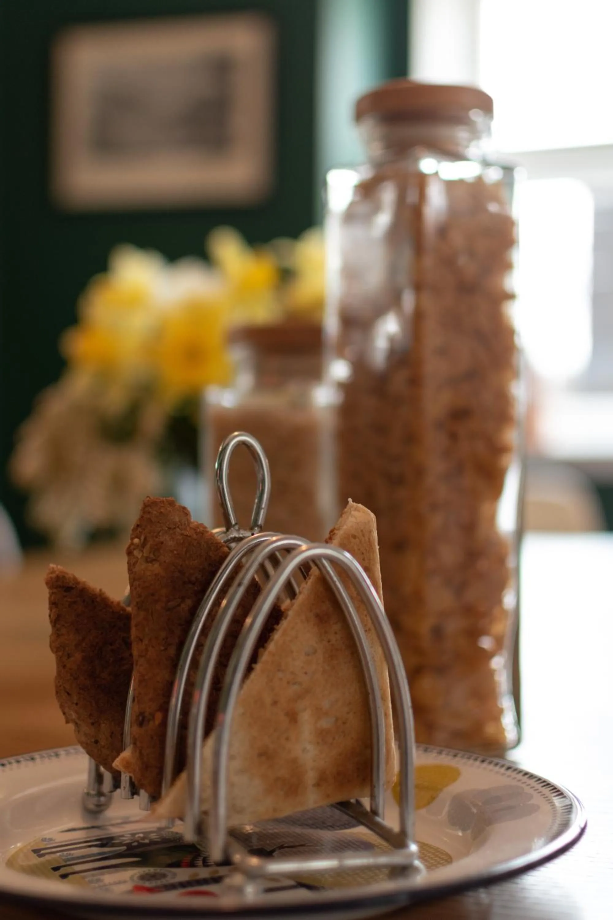 Breakfast in Altquhur Byre