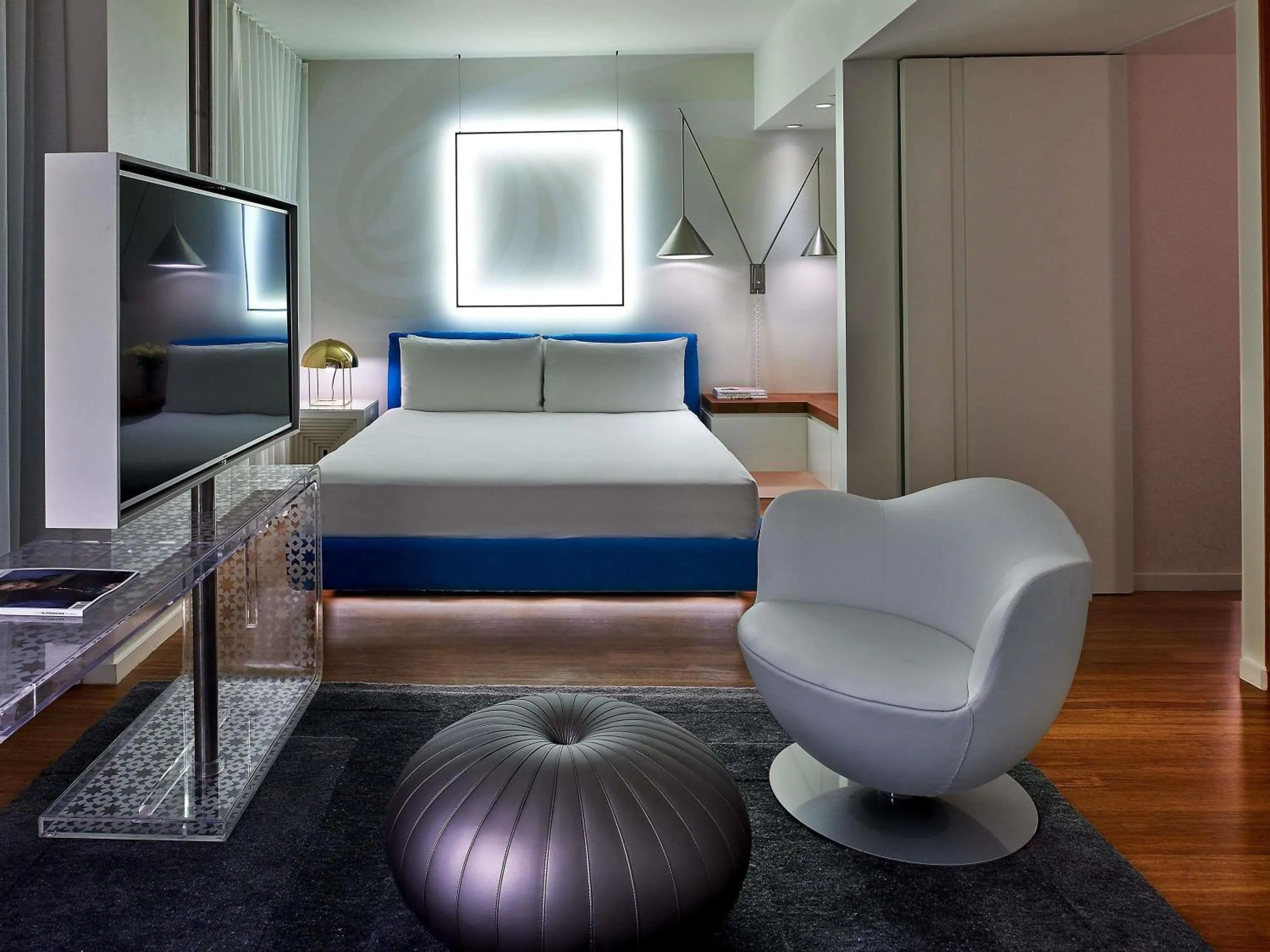 Bedroom, Bed in Mondrian Los Angeles
