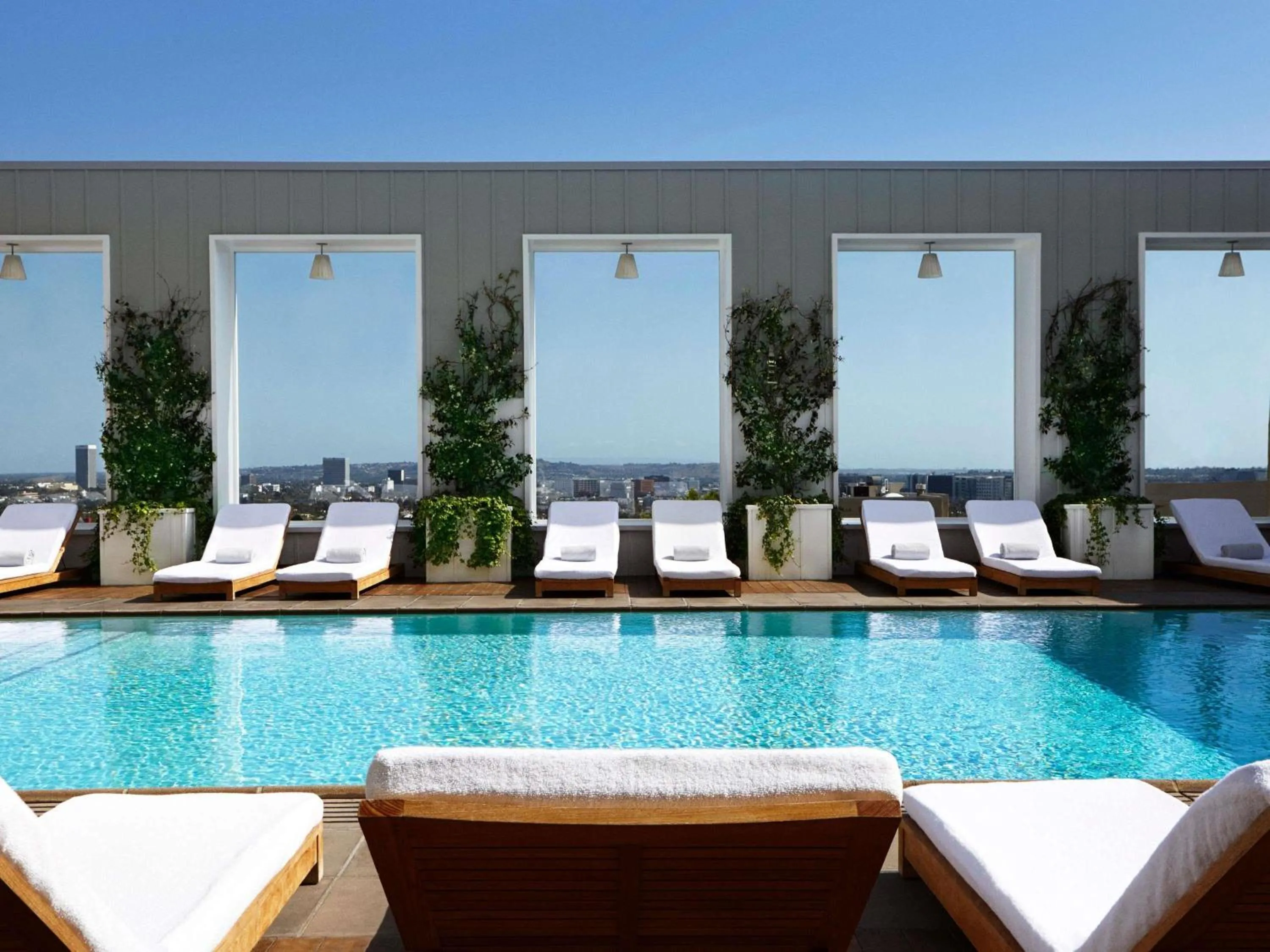Property building in Mondrian Los Angeles