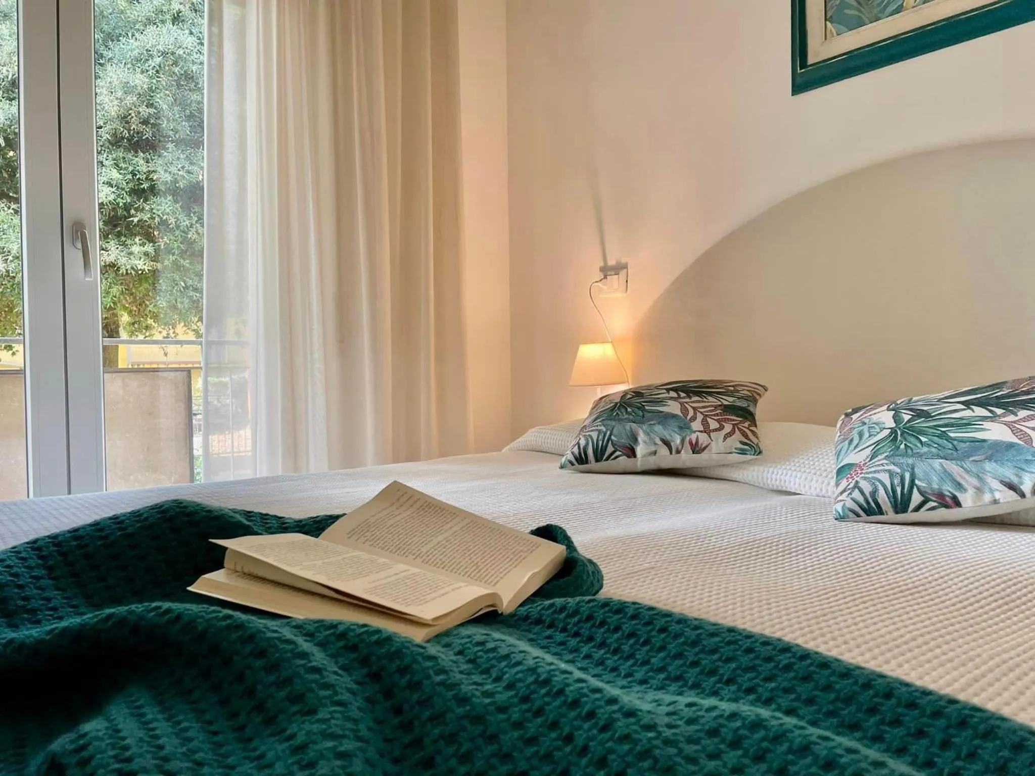 Bed in Hotel Loretta & Dependance