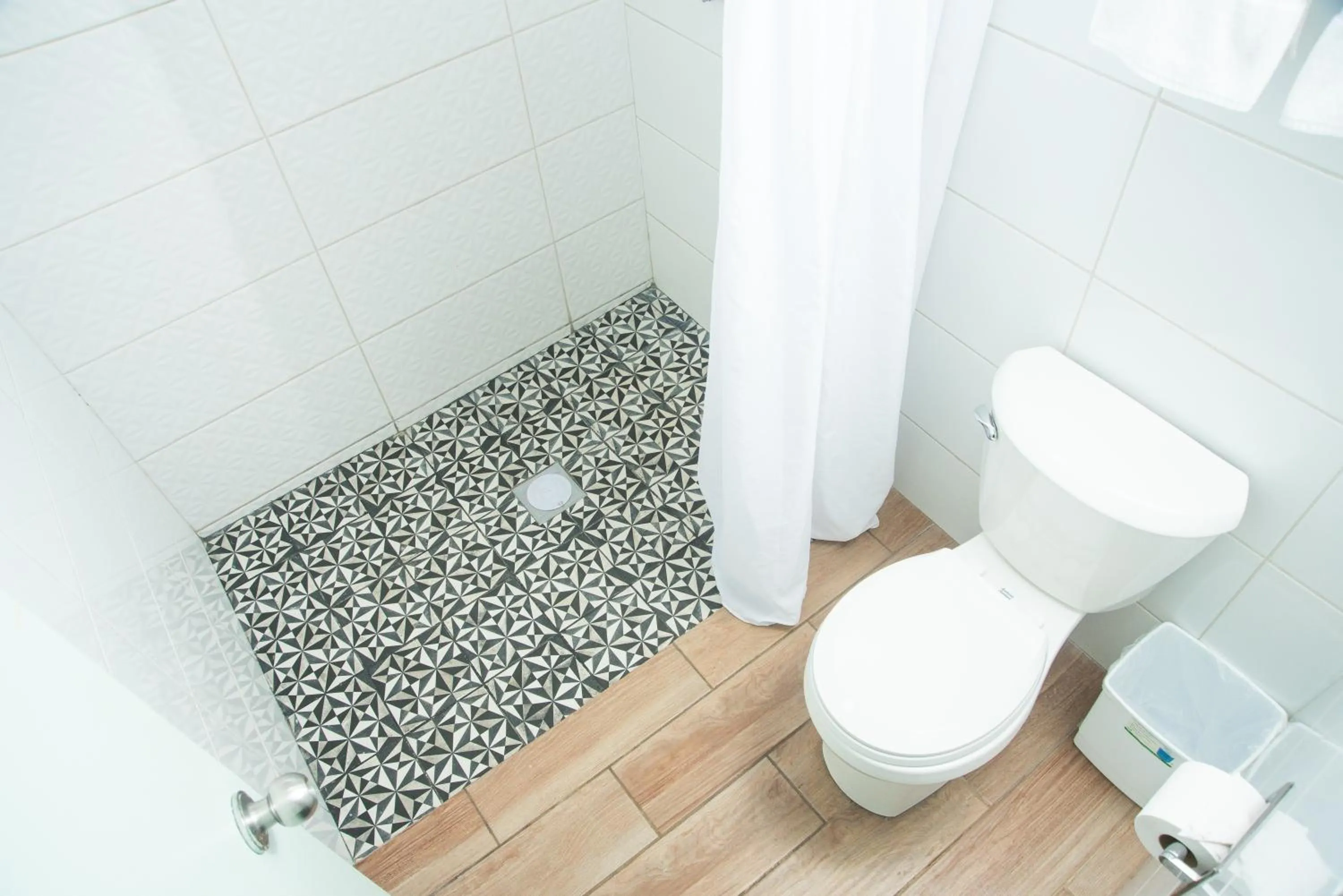 Shower in Hotel La Siesta, Gomez Palacio