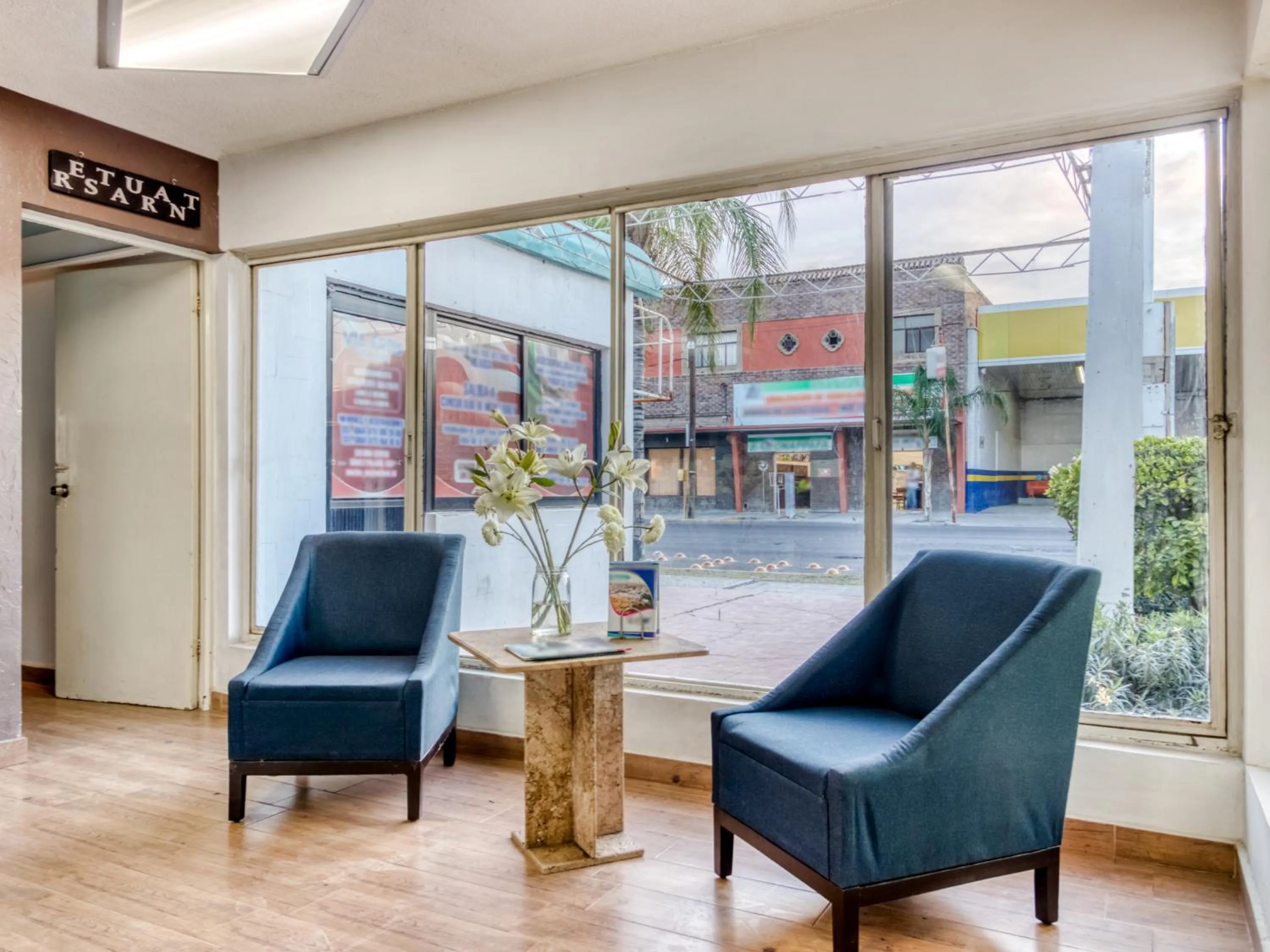 Seating area in Capital O Hotel La Siesta, Gomez Palacio