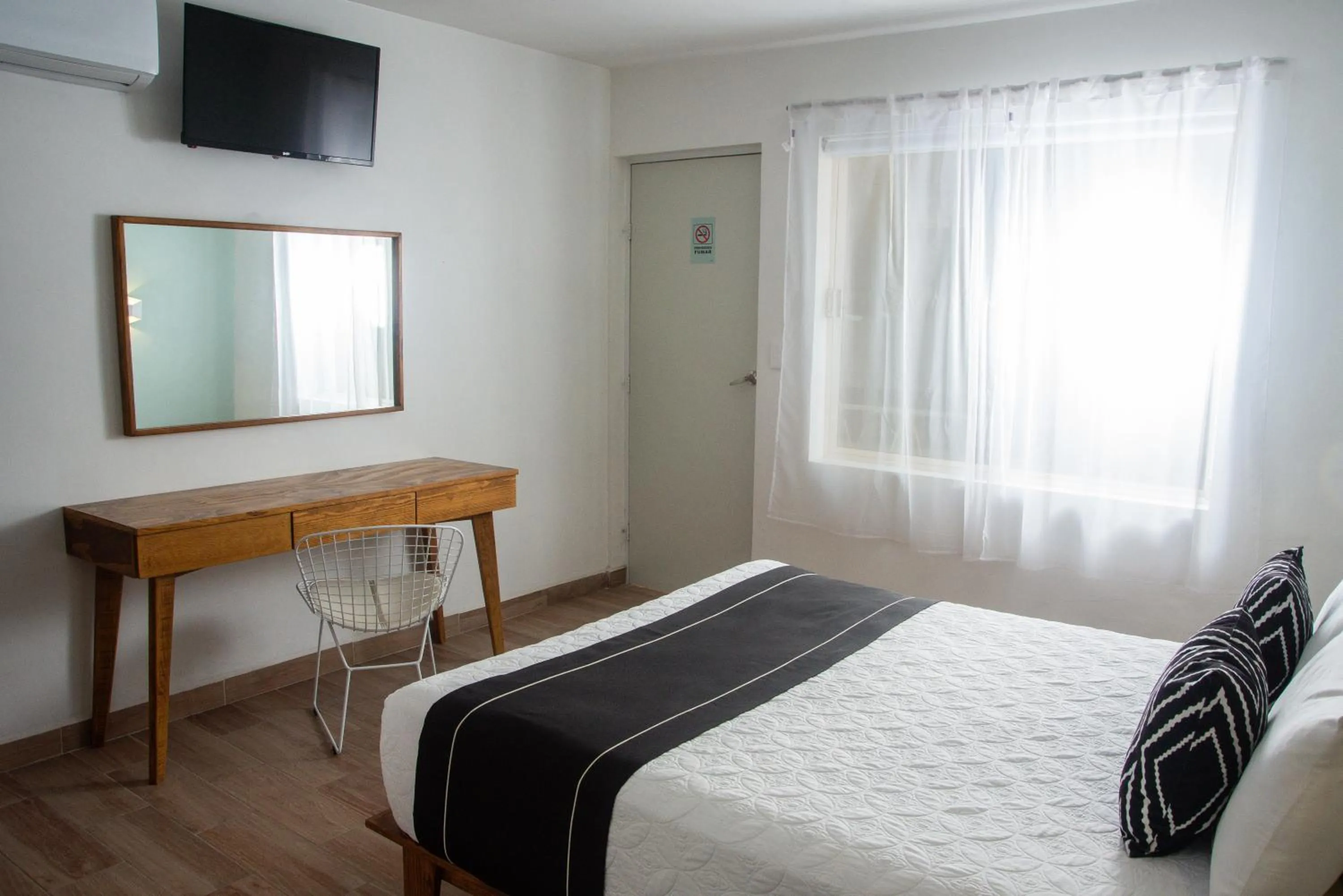 Bed in Hotel La Siesta, Gomez Palacio