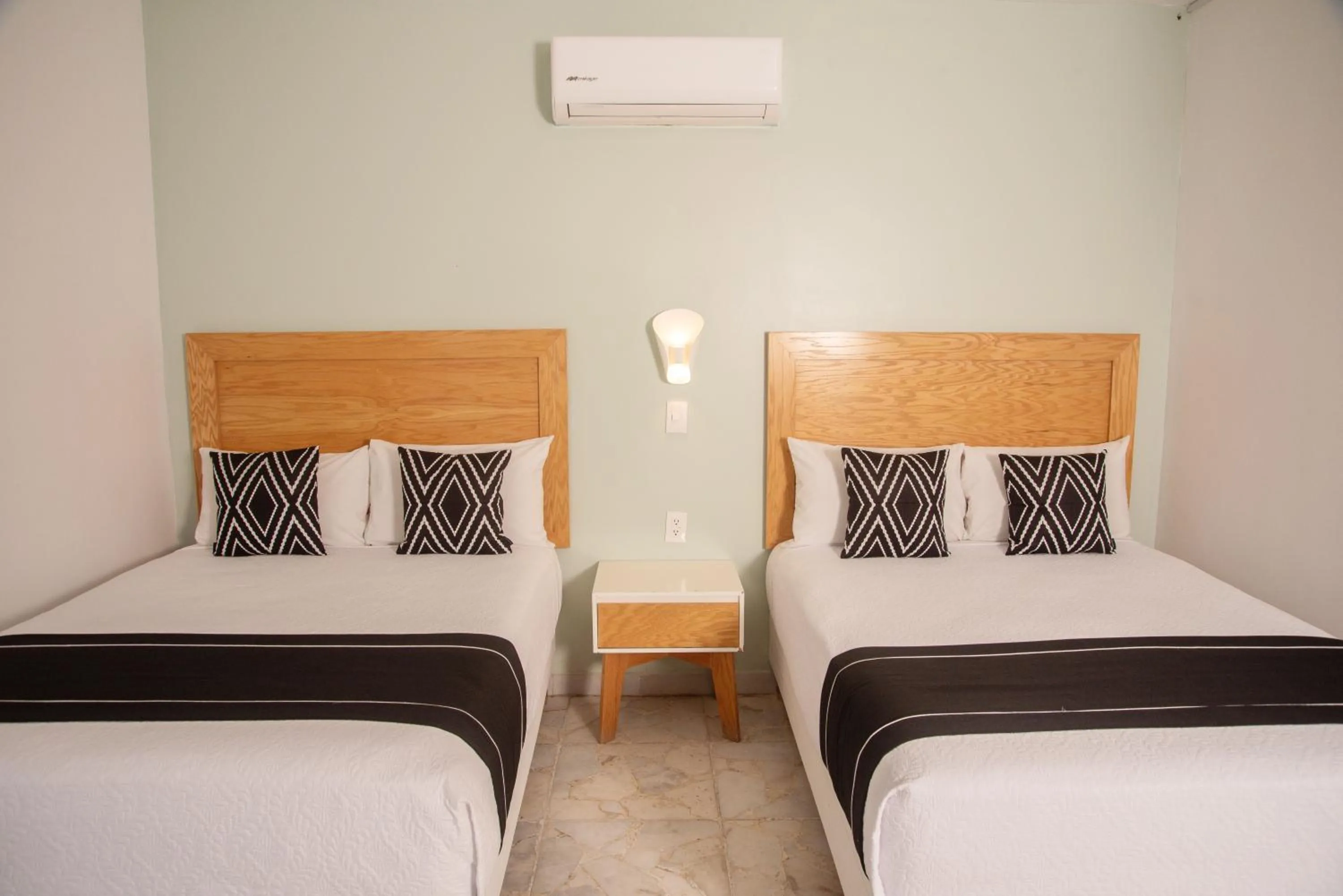 Bed in Hotel La Siesta, Gomez Palacio