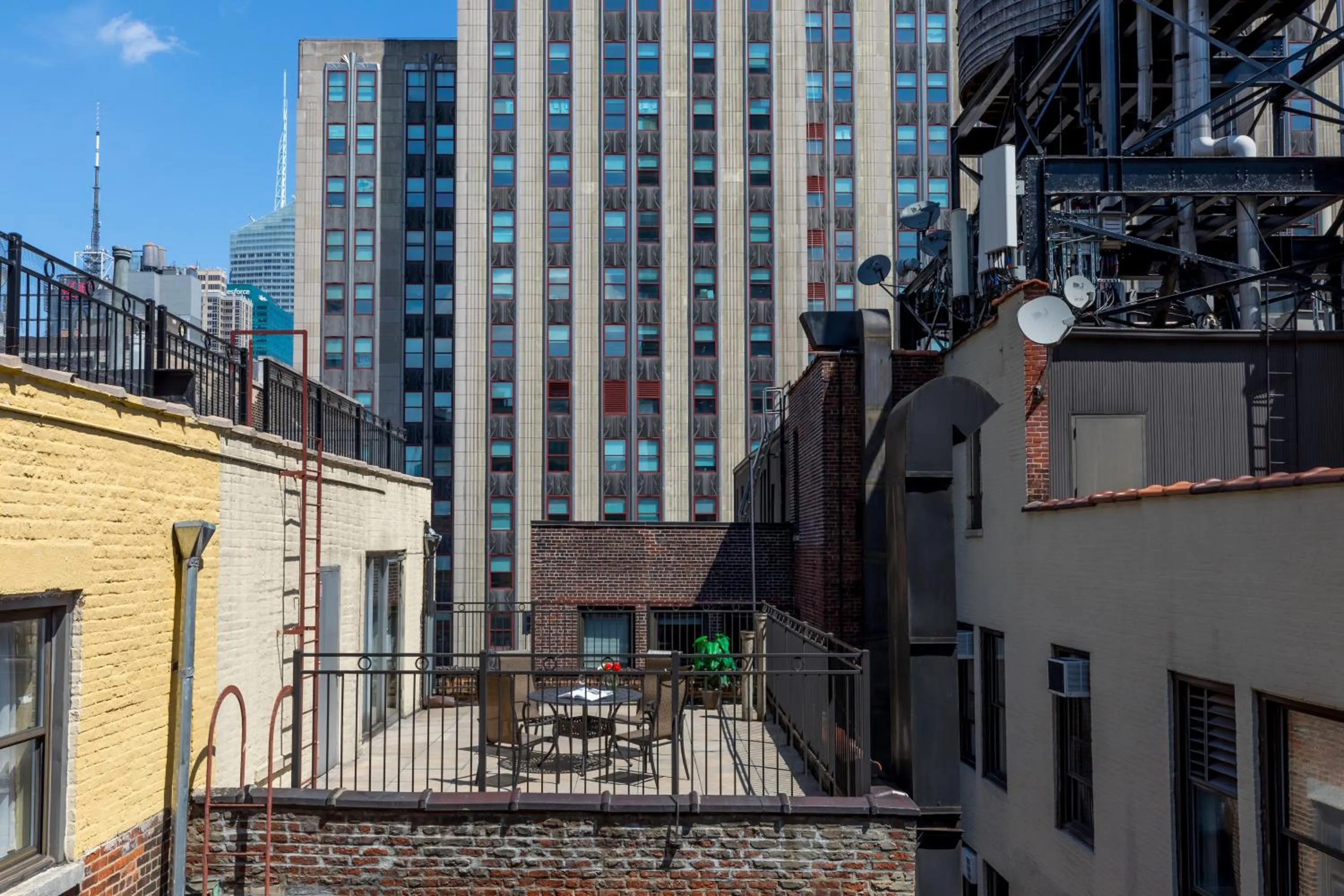 Balcony/Terrace in The Hotel at Fifth Avenue