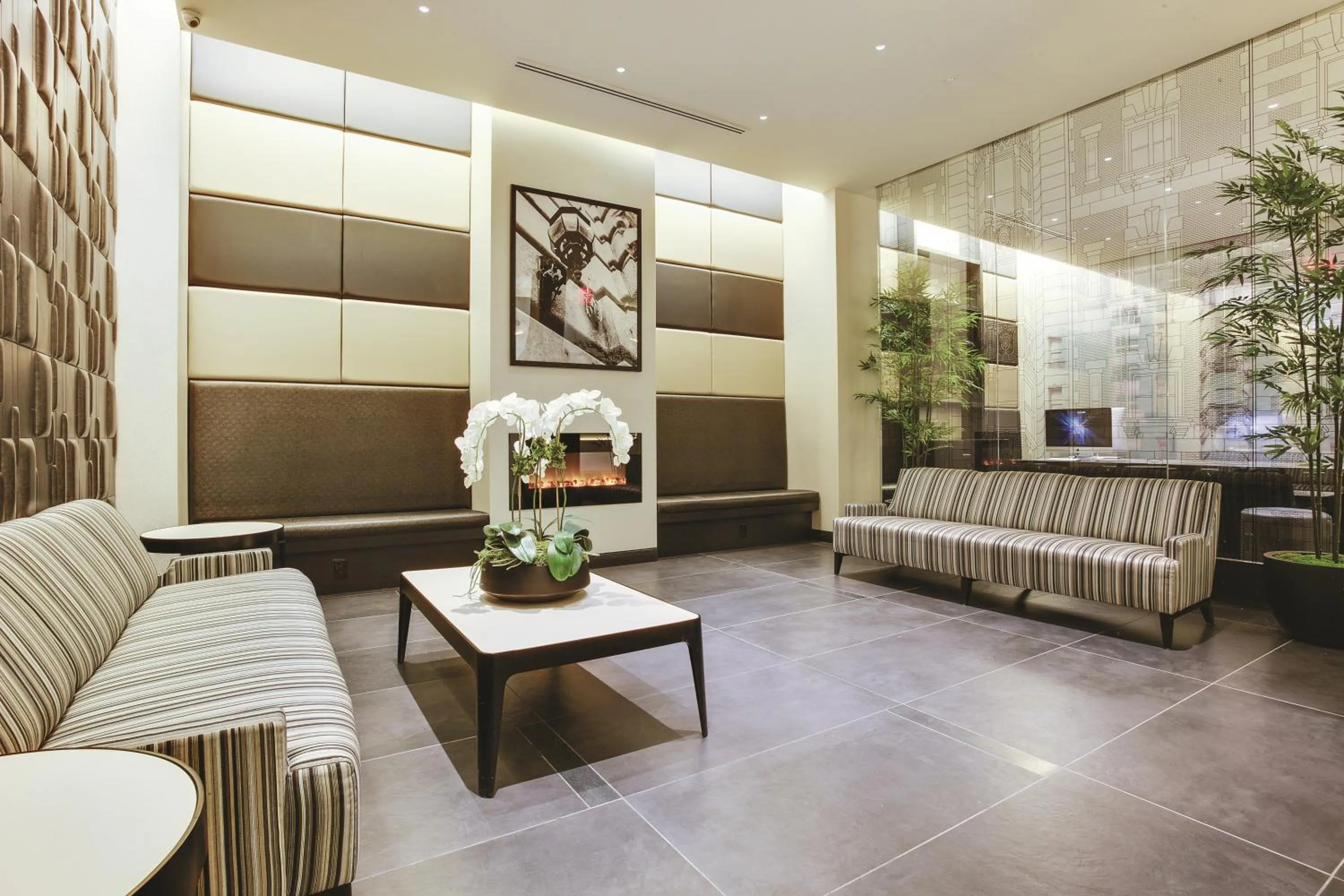 Lobby or reception in The Hotel at Fifth Avenue