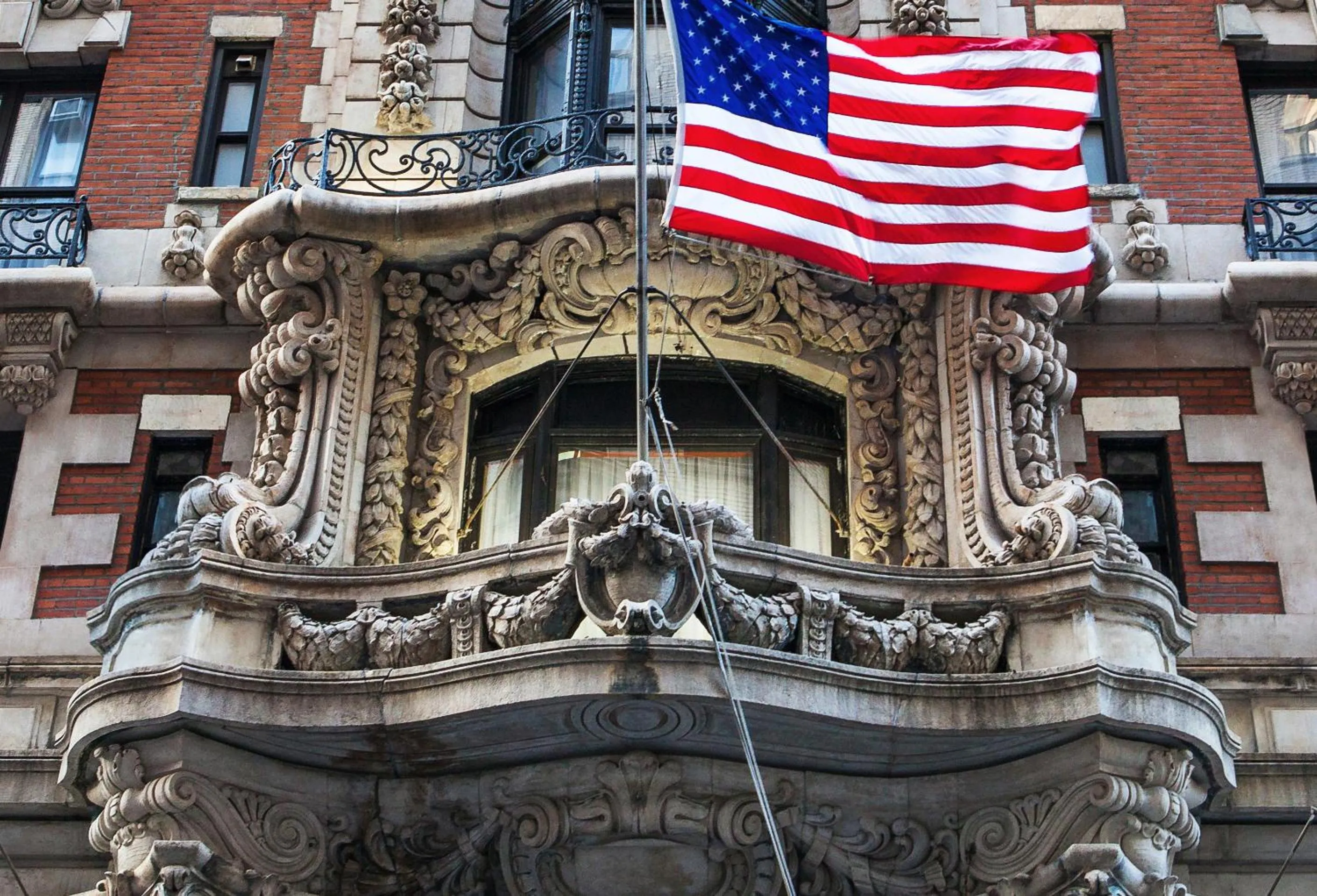 Property building in The Hotel at Fifth Avenue