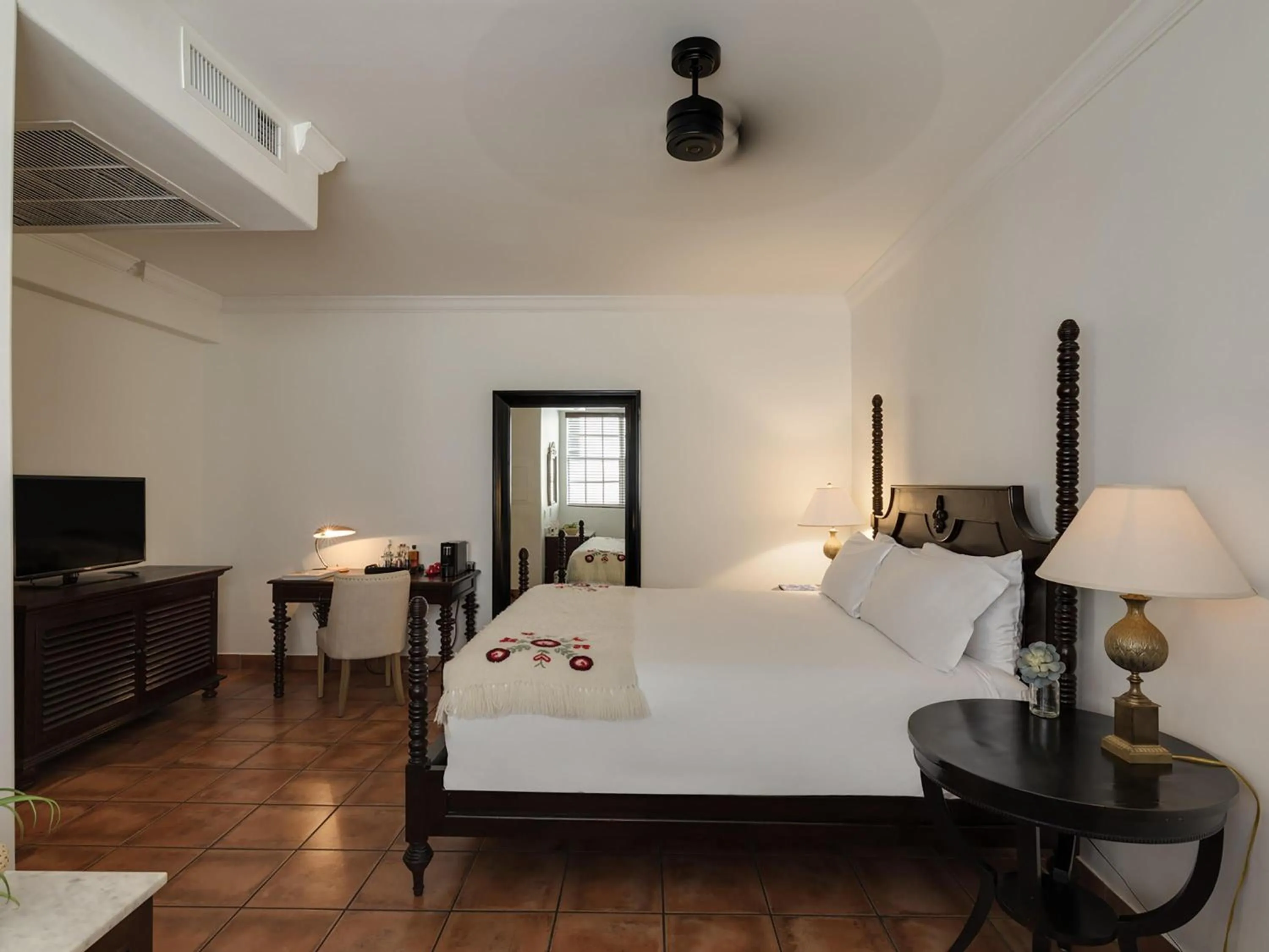 Bedroom, Bed in Casa Faena Miami Beach
