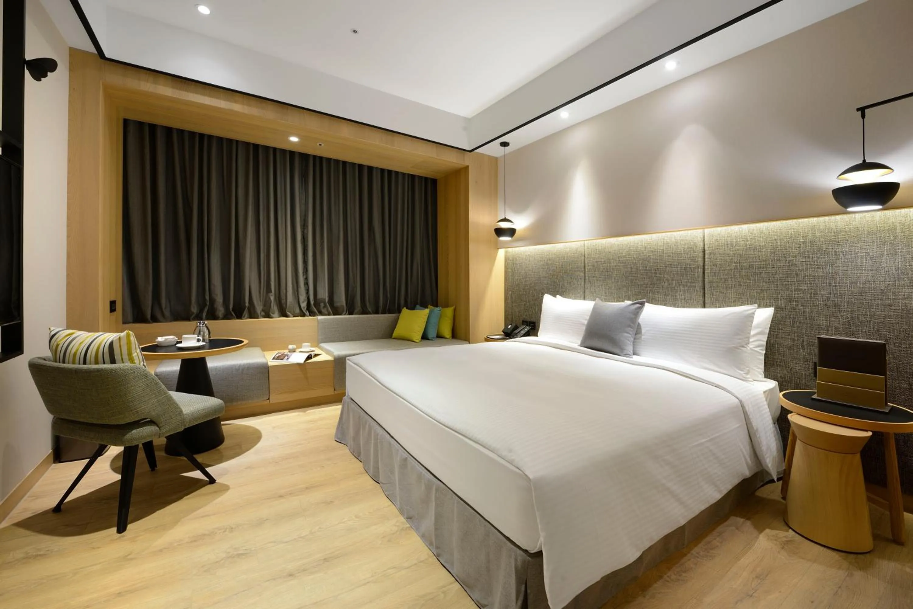Bed in Evergreen Palace Hotel Chiayi