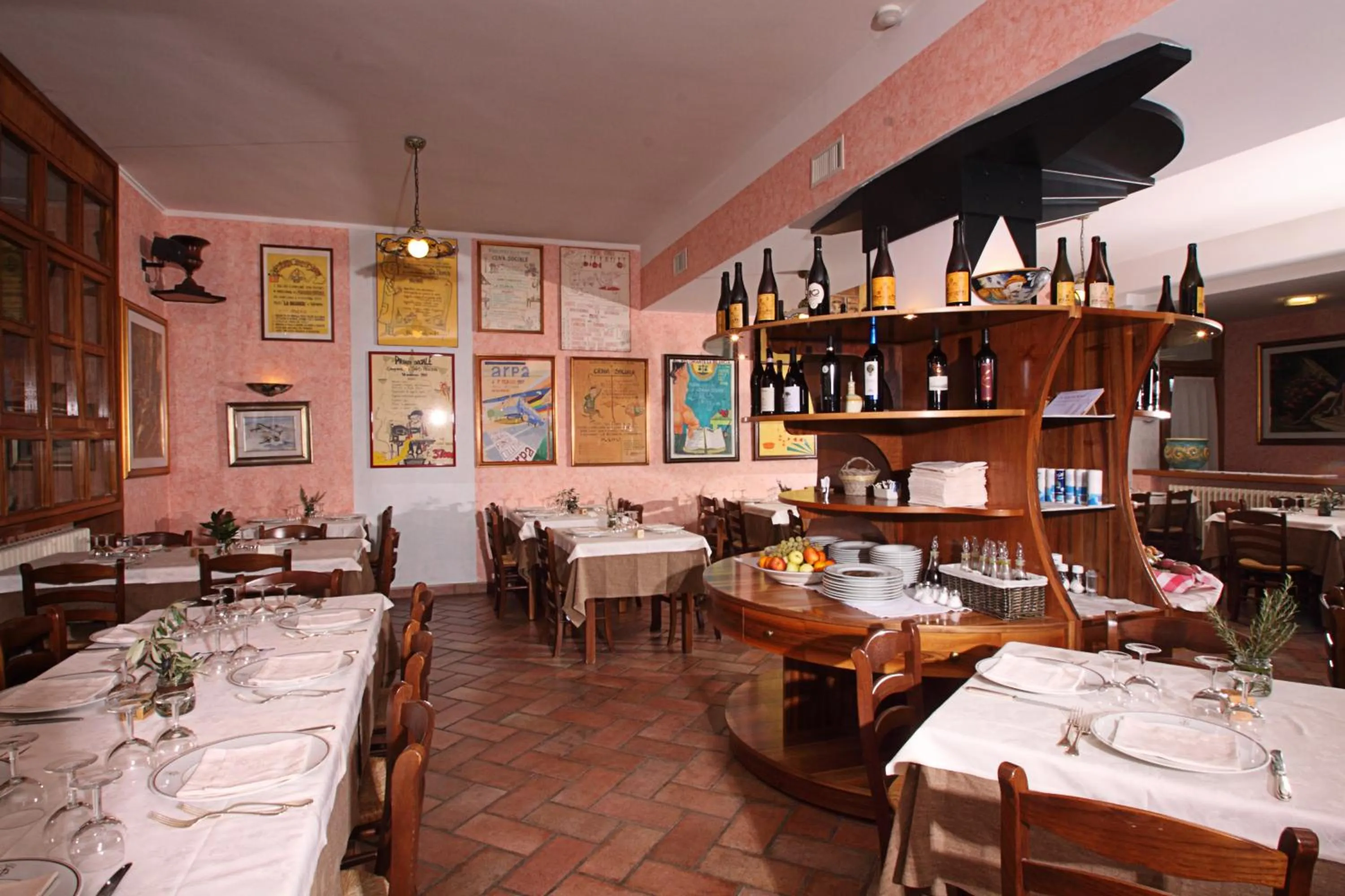 Restaurant/places to eat in Hotel Ristorante La Bilancia