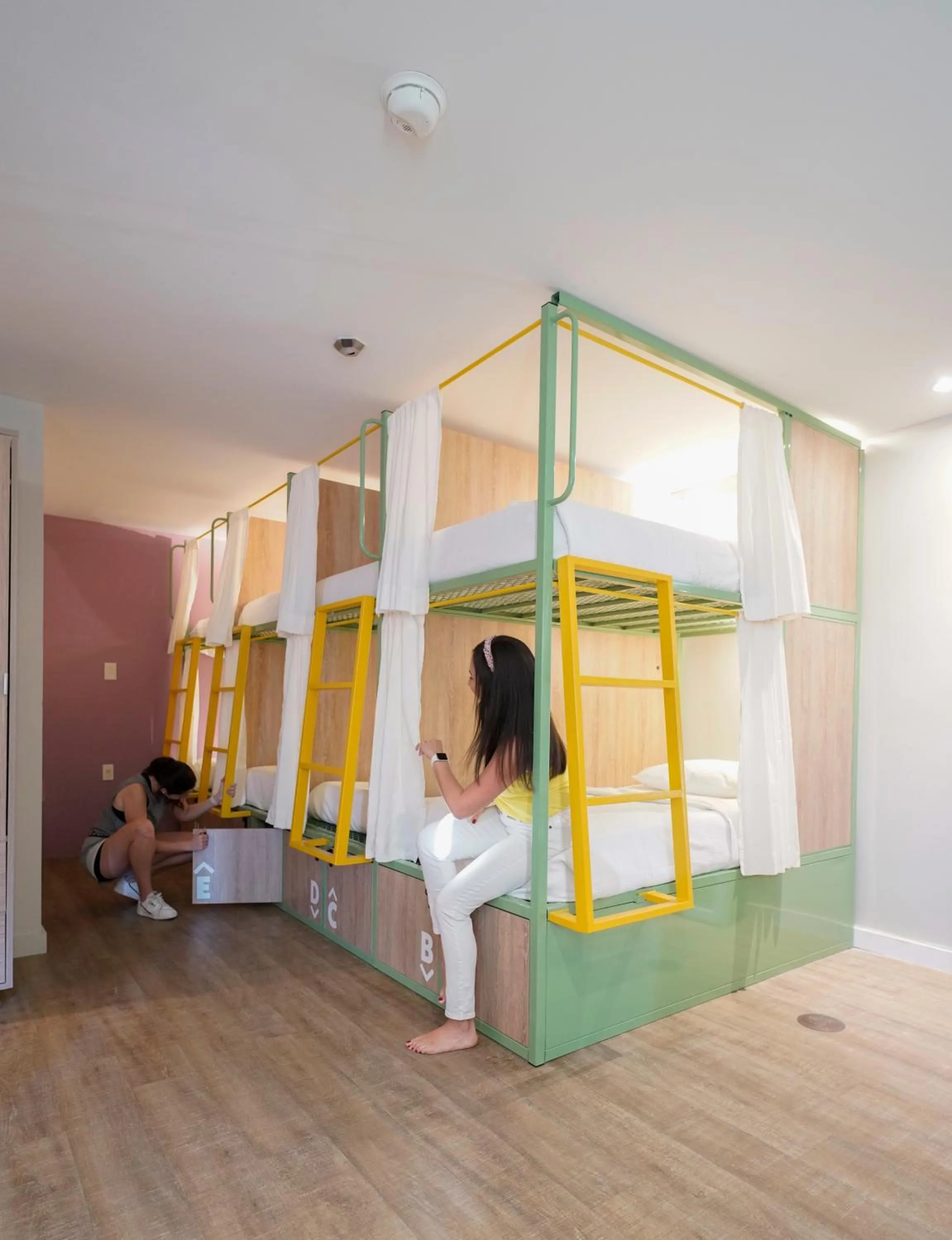 Bed in Viajero Miami