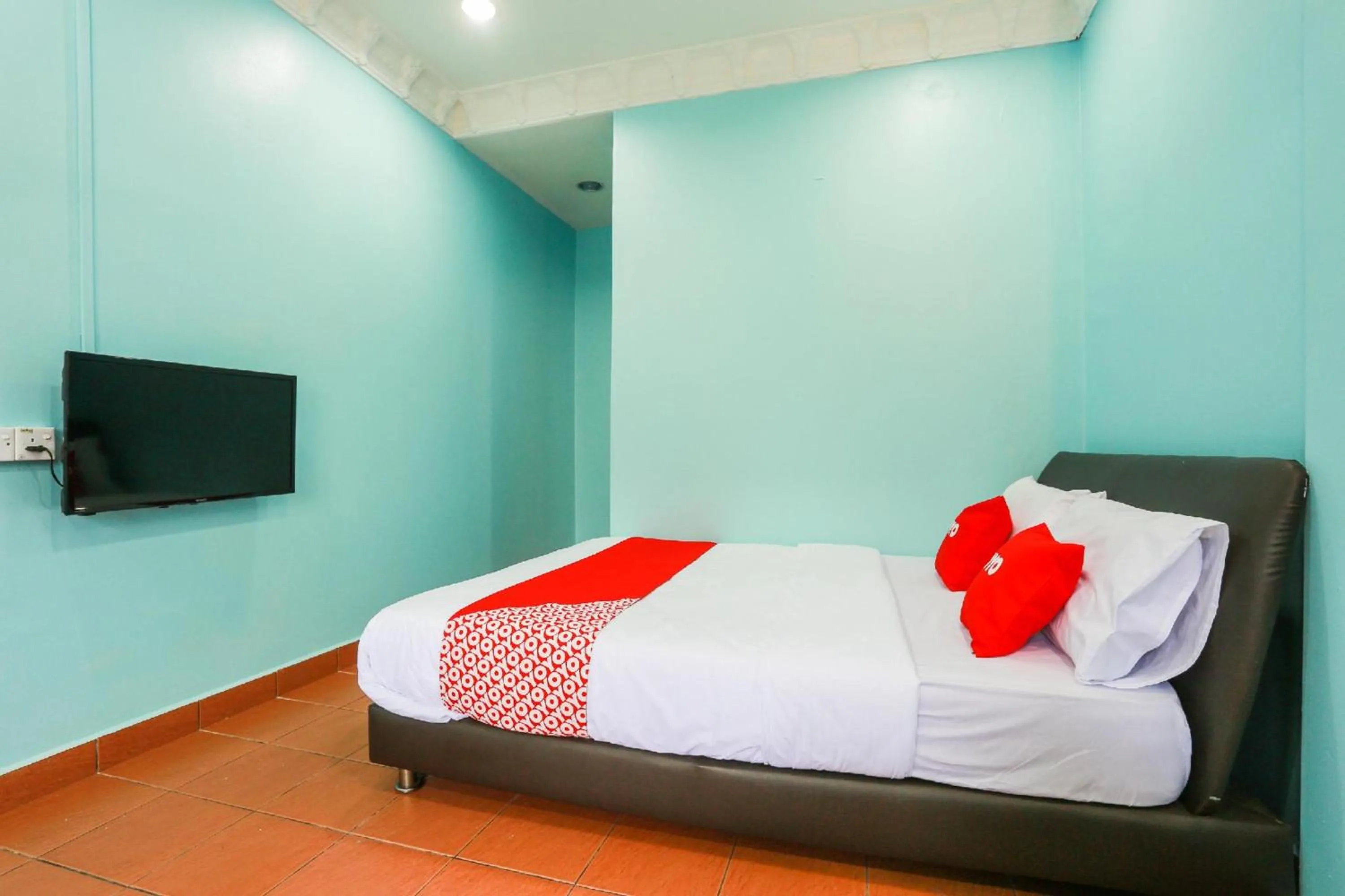 Bedroom, Bed in OYO 44094 Bangi Lanai Hotel