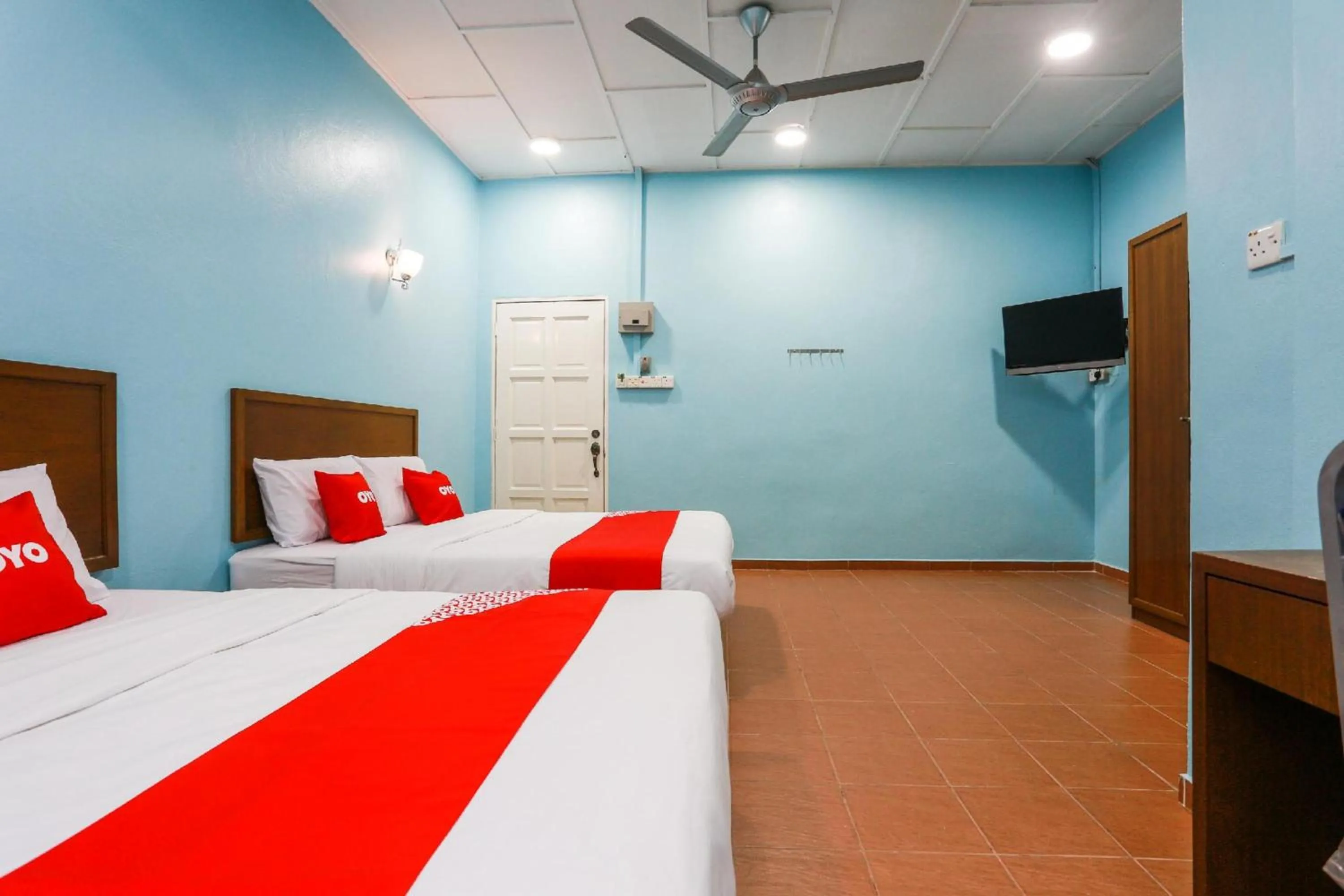 Bedroom, Bed in OYO 44094 Bangi Lanai Hotel