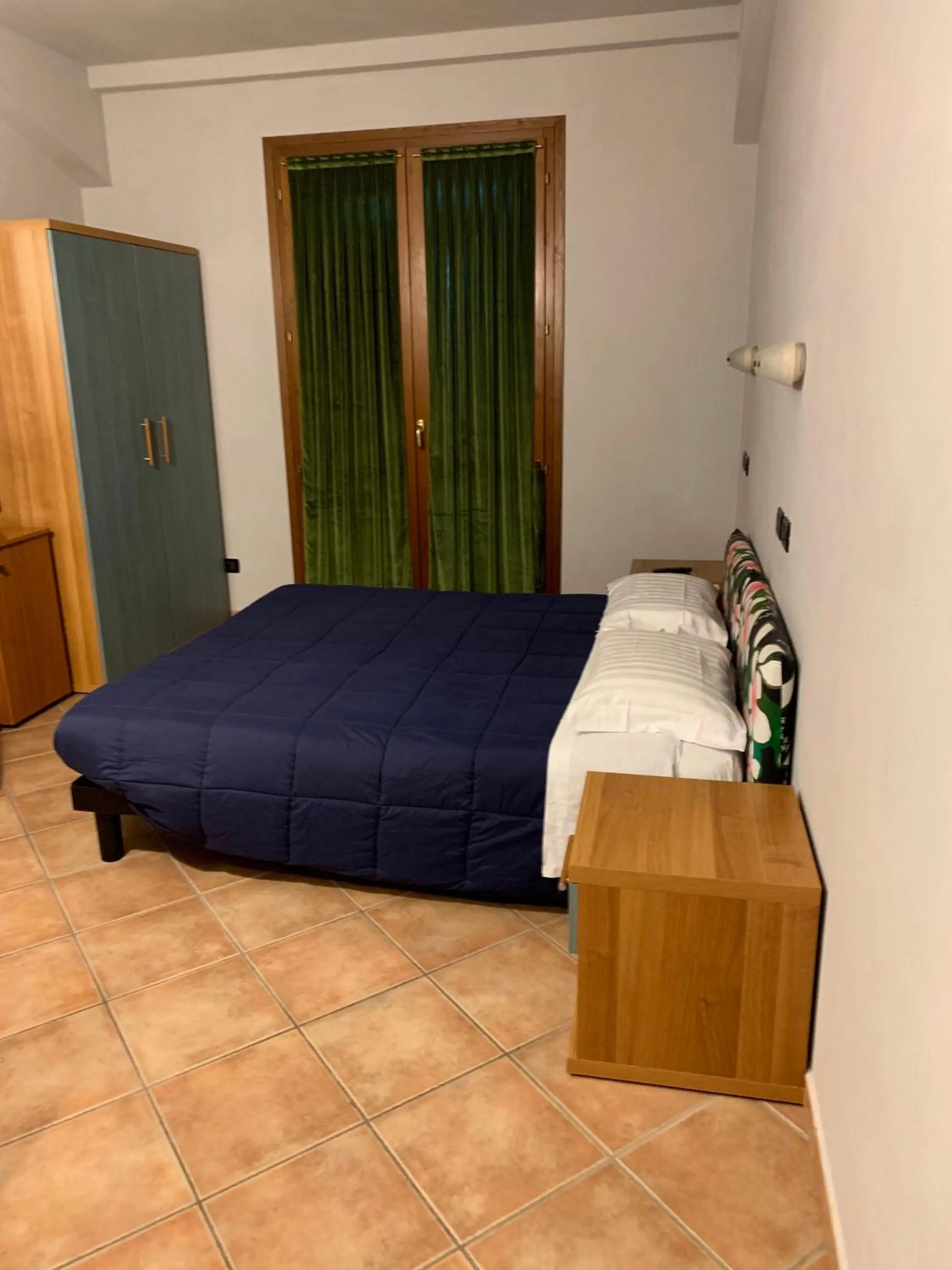 Bed in Hotel Riviera Ristorante La Briciola