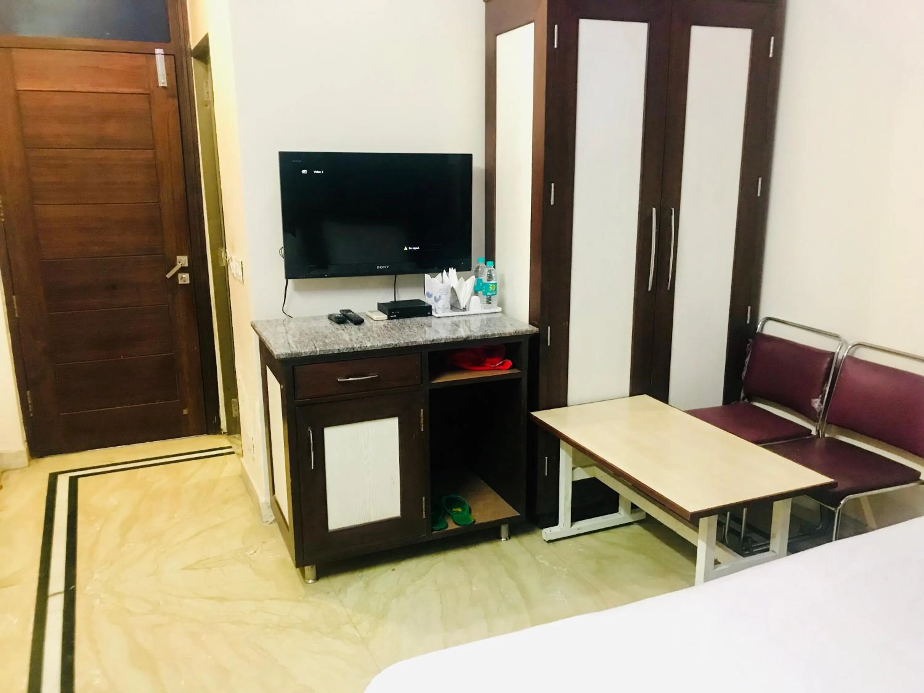 TV and multimedia in Leela Residency