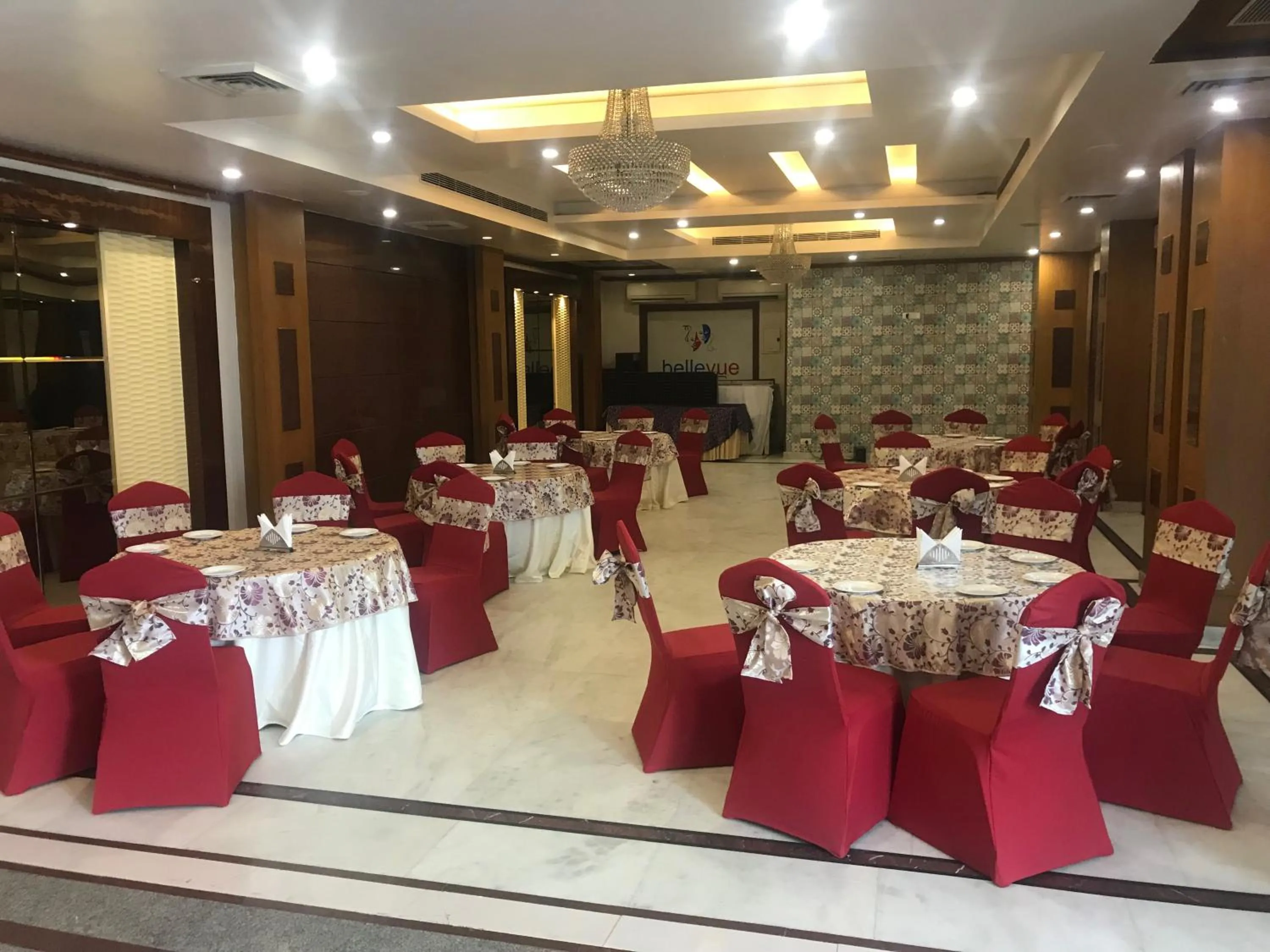 Banquet/Function facilities in Leela Residency