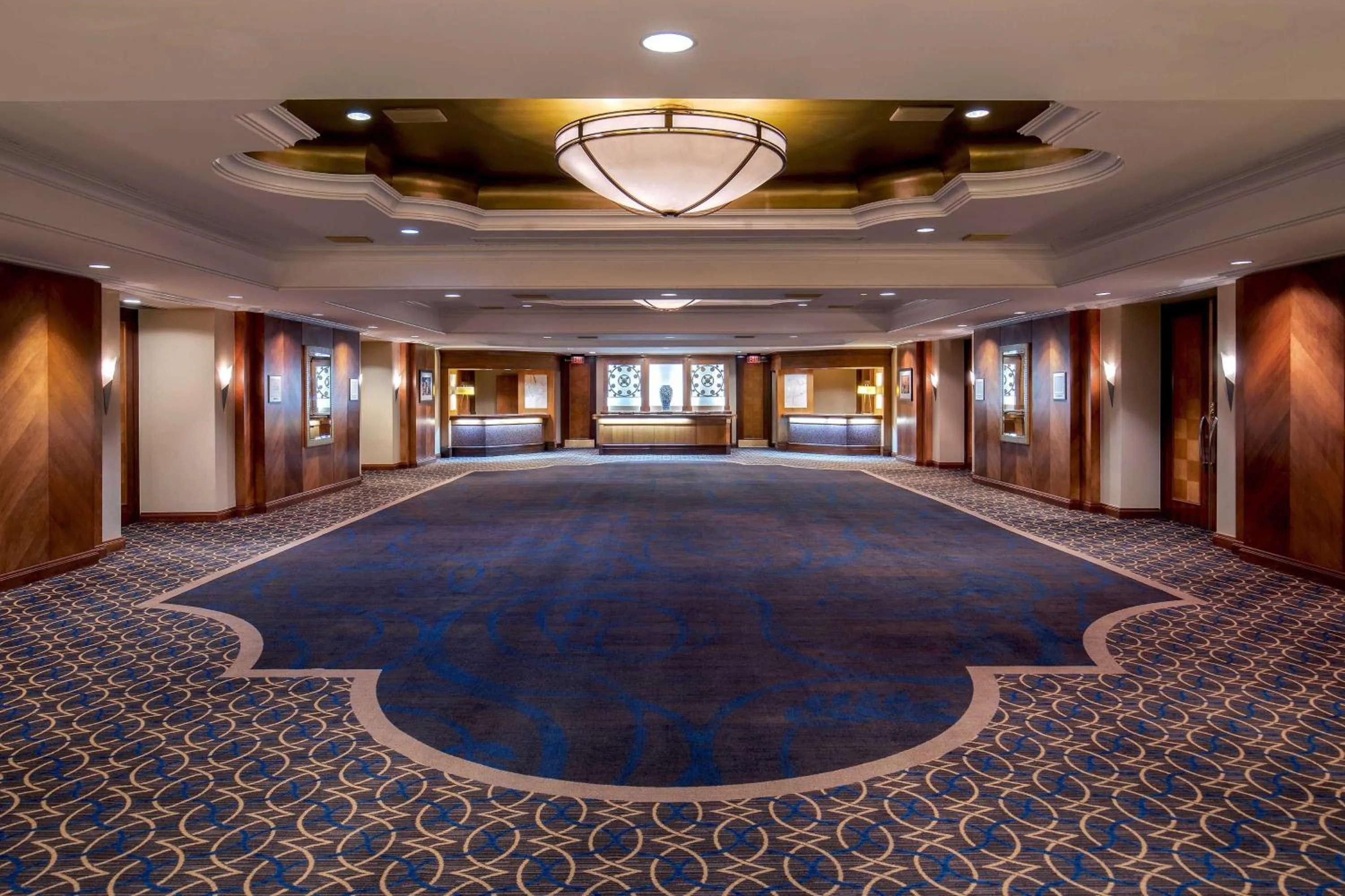 Banquet/Function facilities, Bed in Sheraton Pentagon City