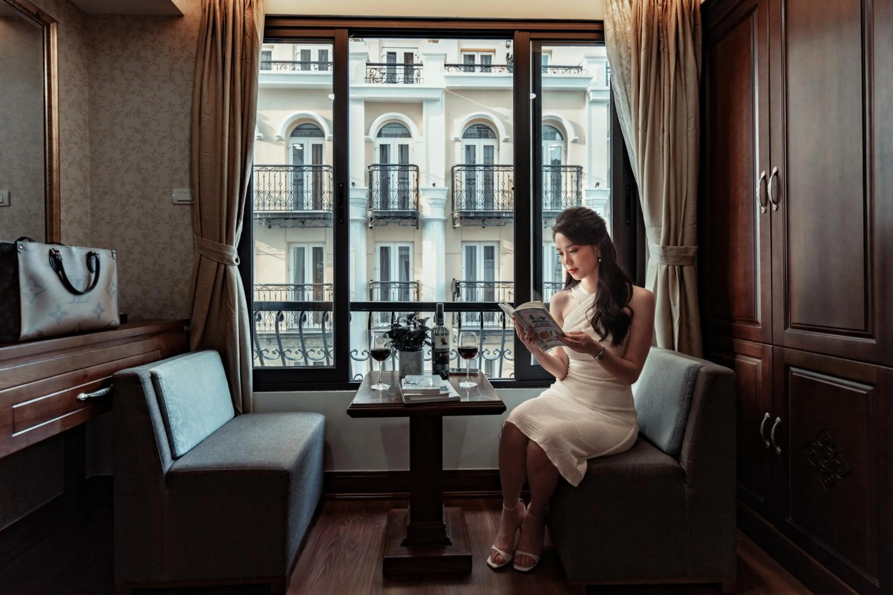 People in Lefoyer Hotel