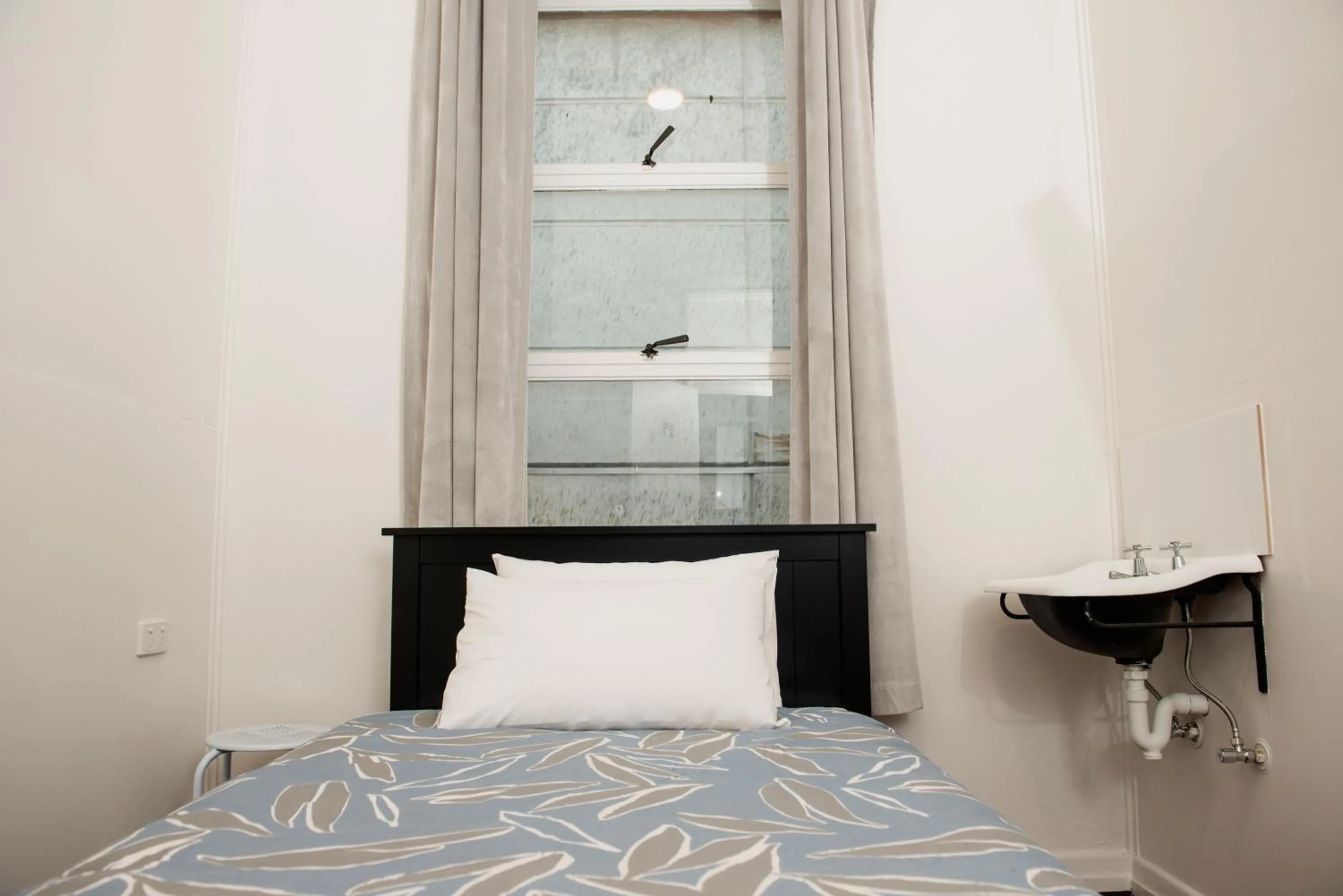 Bed in The Met Hotel