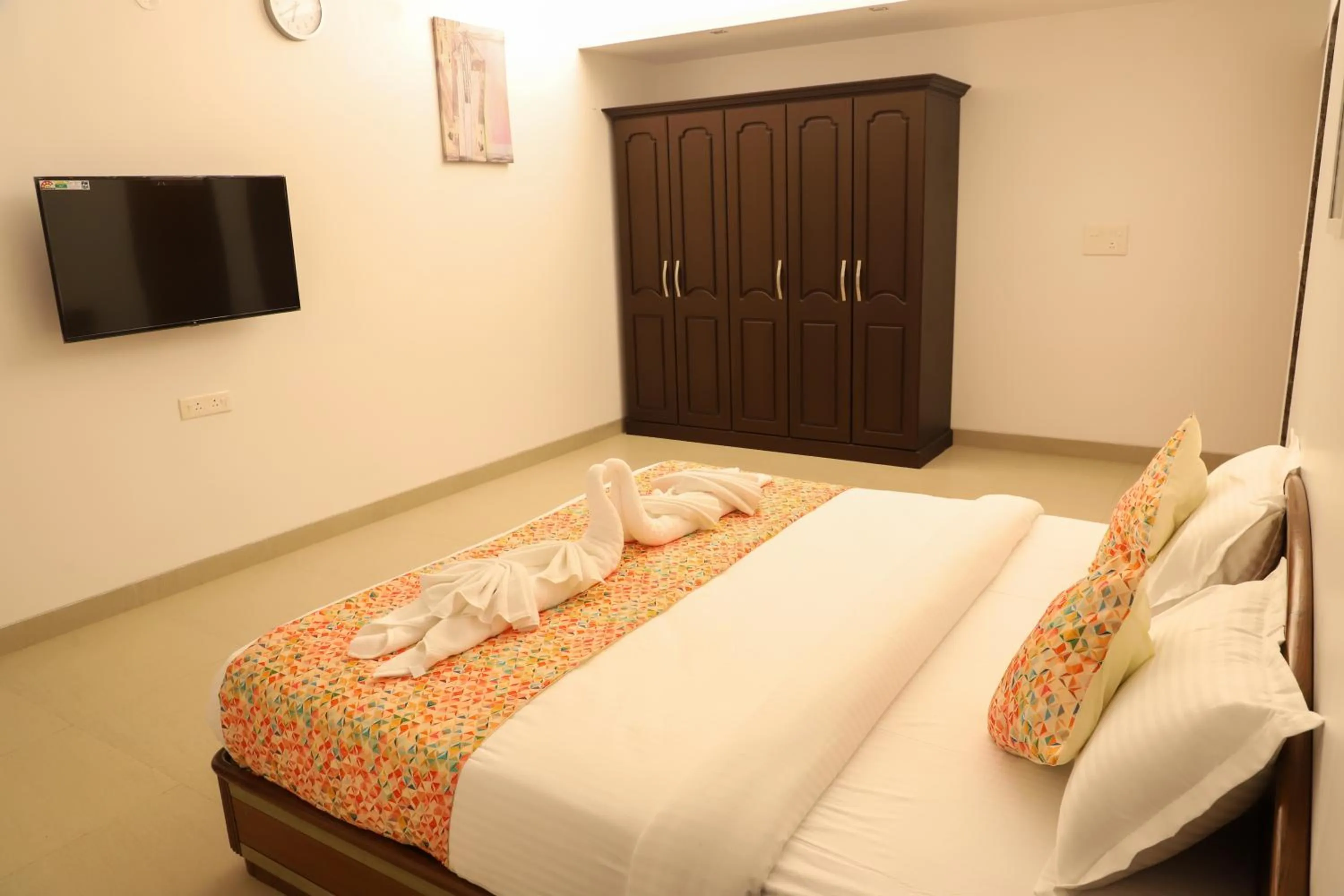 Bedroom, Bed in Surya Kiran Porvorim