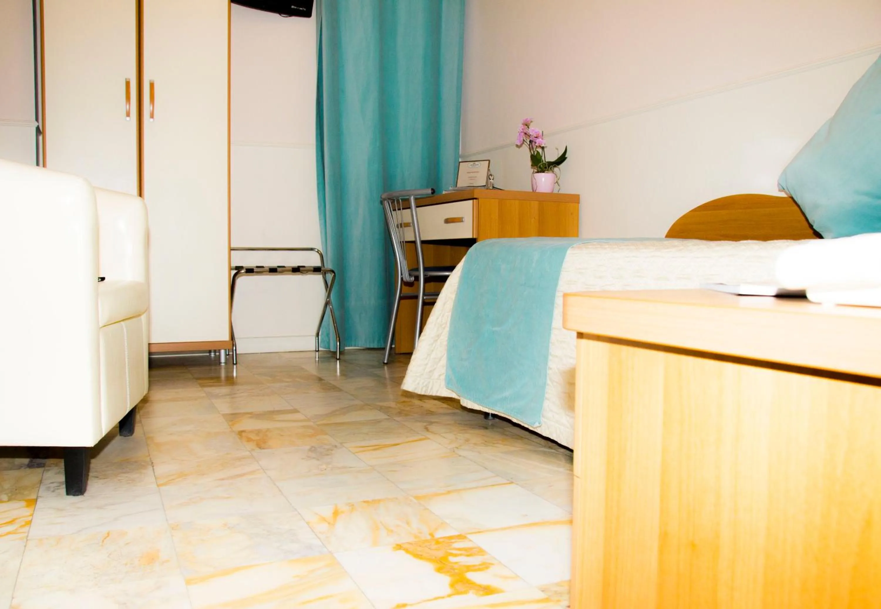 Bed in Hotel Ristorante Sbranetta